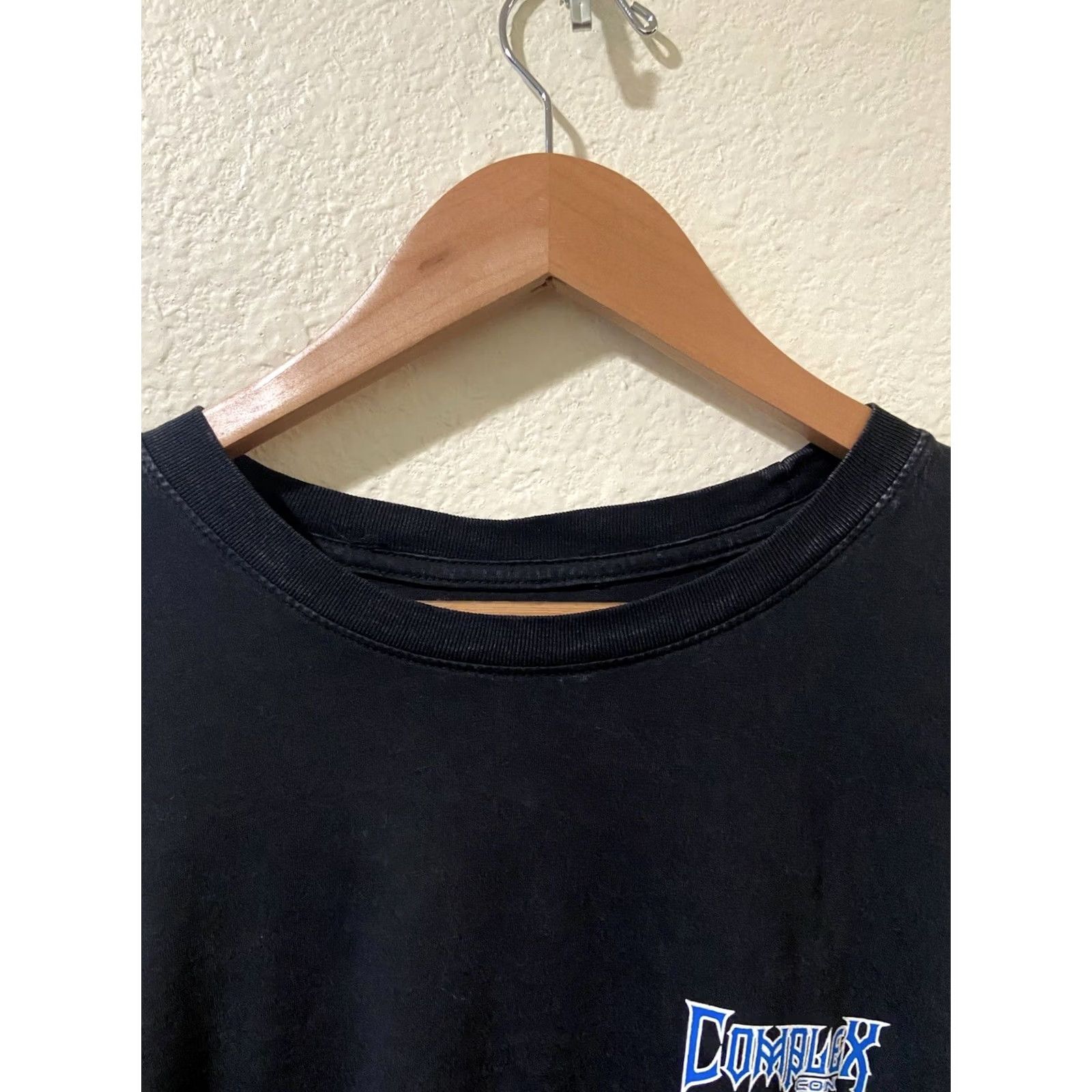 Vintage VINTAGE Complexcon Long Beach 2016 Graphic TShirt Long Sleeve XXL Black Men Crew Neck Beach Shirt Men XXL Size US XXL / EU 58 / 5 - 7 Thumbnail