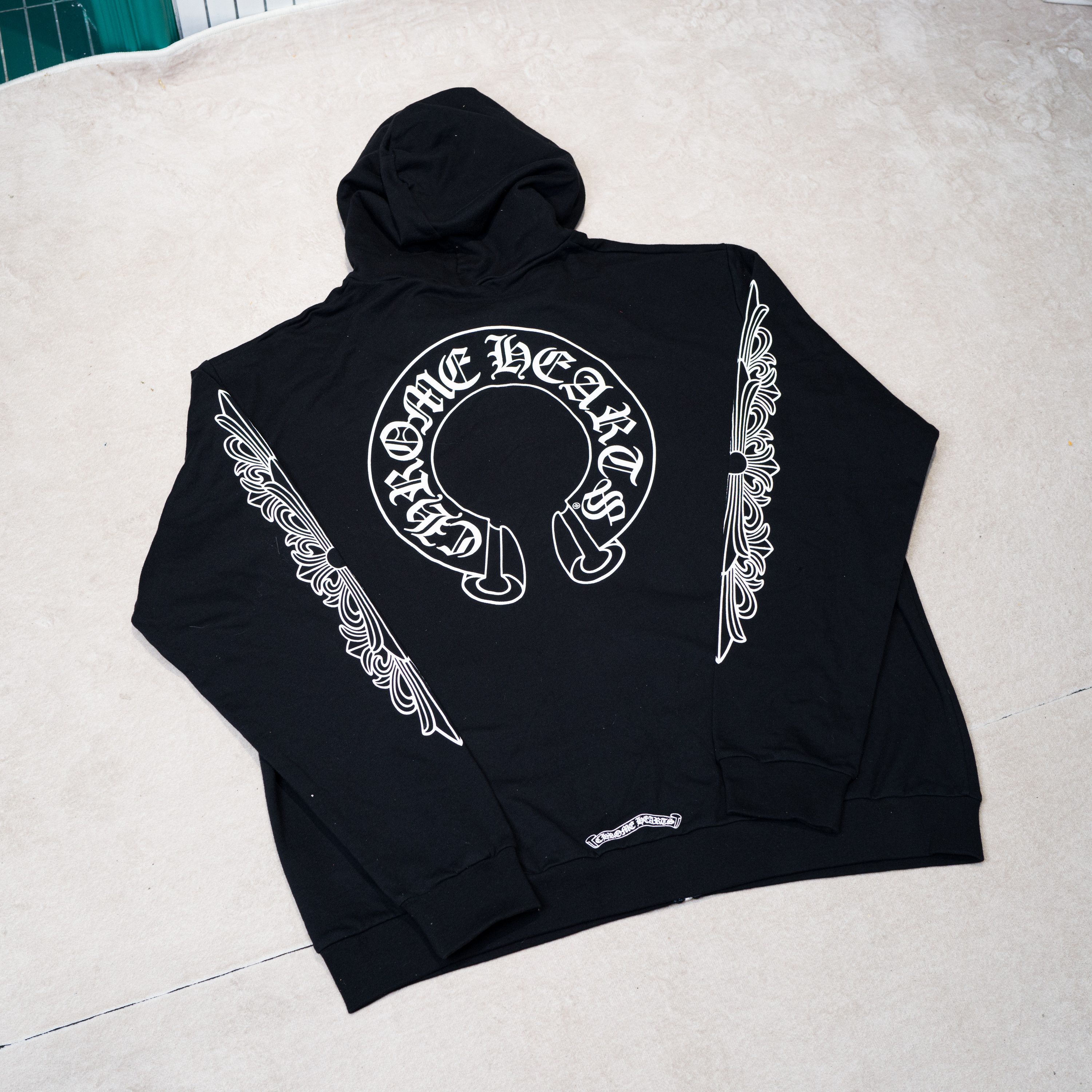 CHROME HEARTS Horseshoe Long Sleeve Hoodie