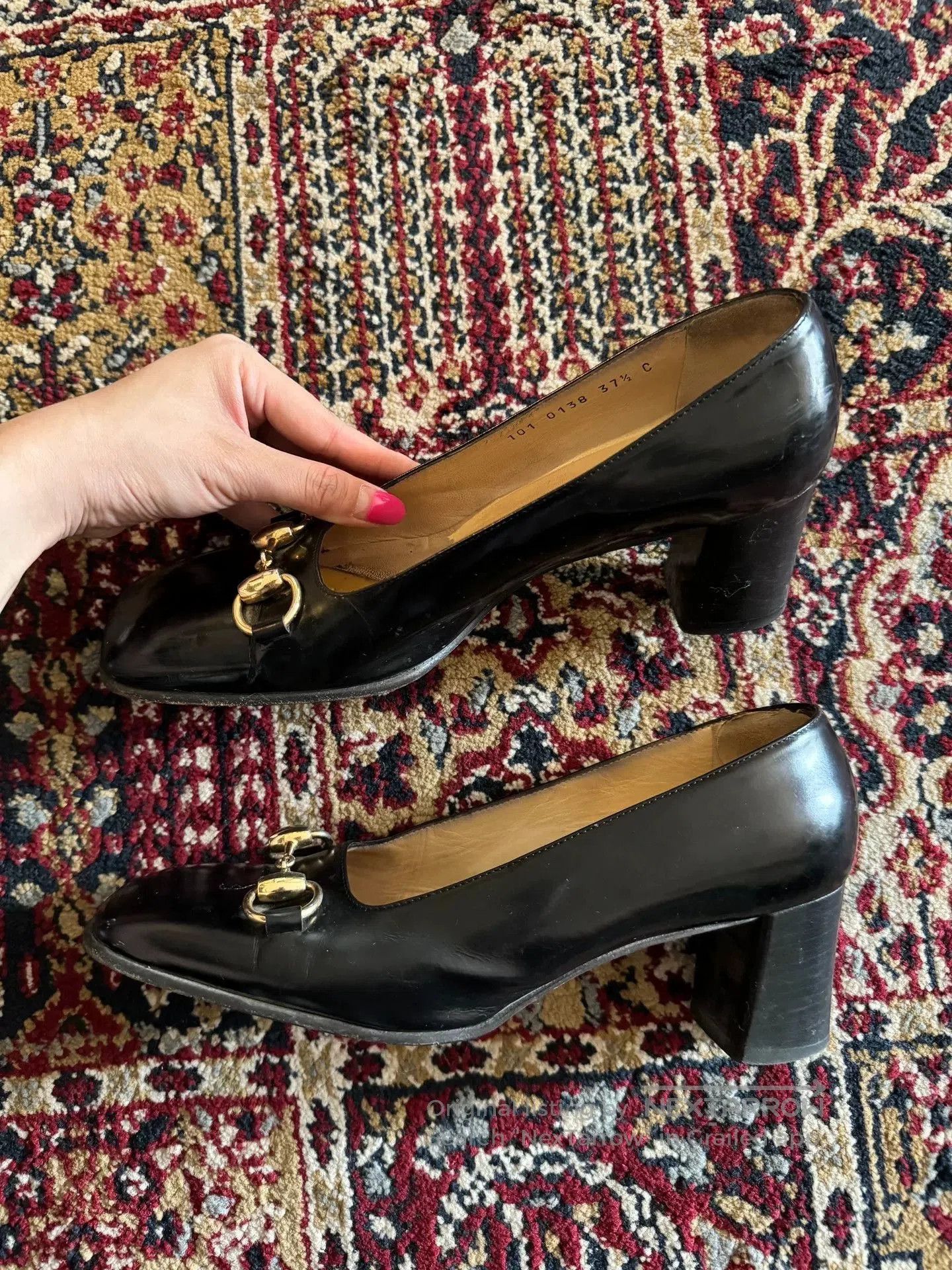 Gucci Gucci Black Gold Horsebit Heel Vintage 37.5. Size US 6.5 / IT 36.5 - 3 Thumbnail