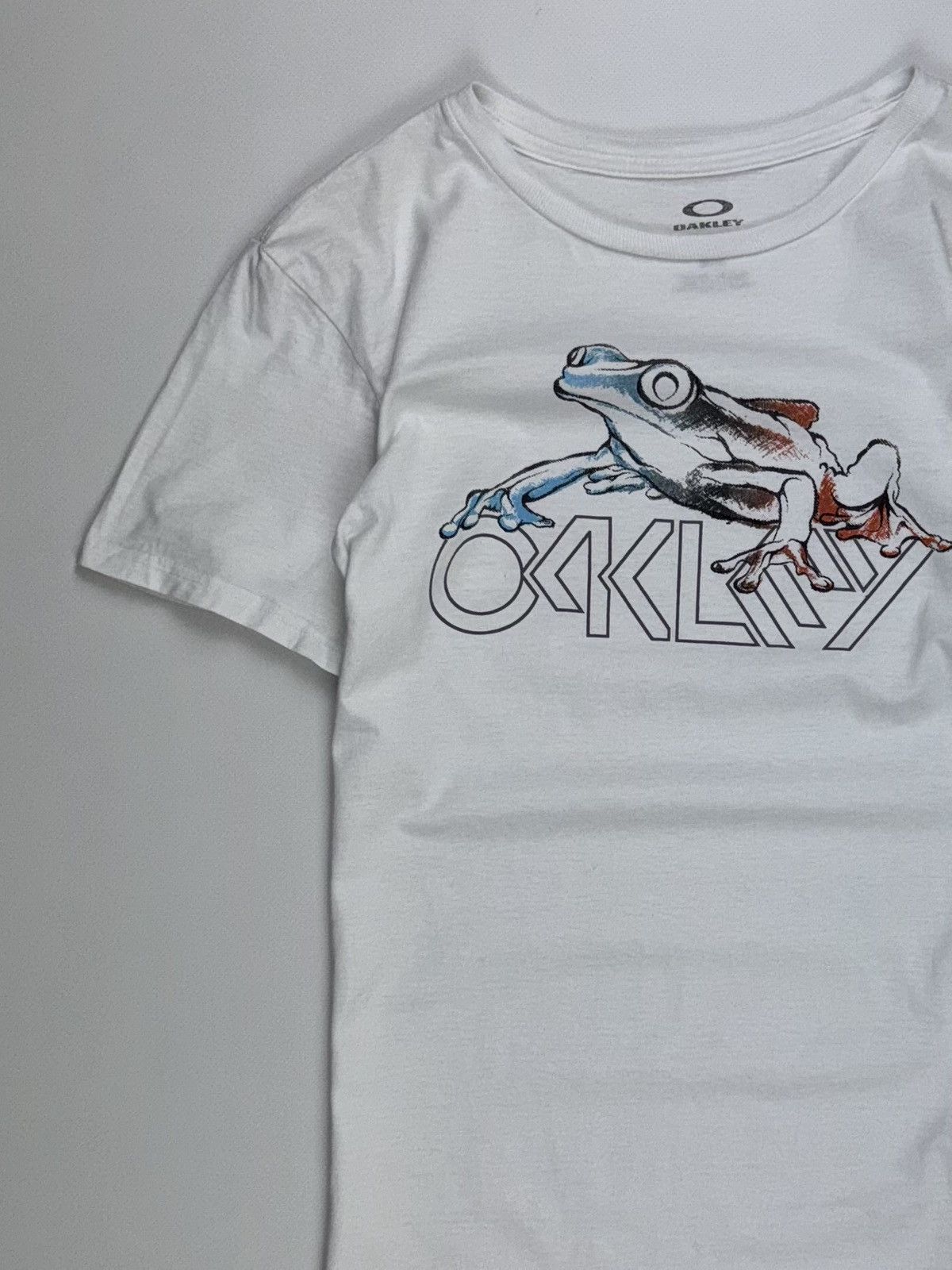Oakley Oakley Vintage Frog Print T Shirt Y2K Size US M / EU 48-50 / 2 - 1 Thumbnail