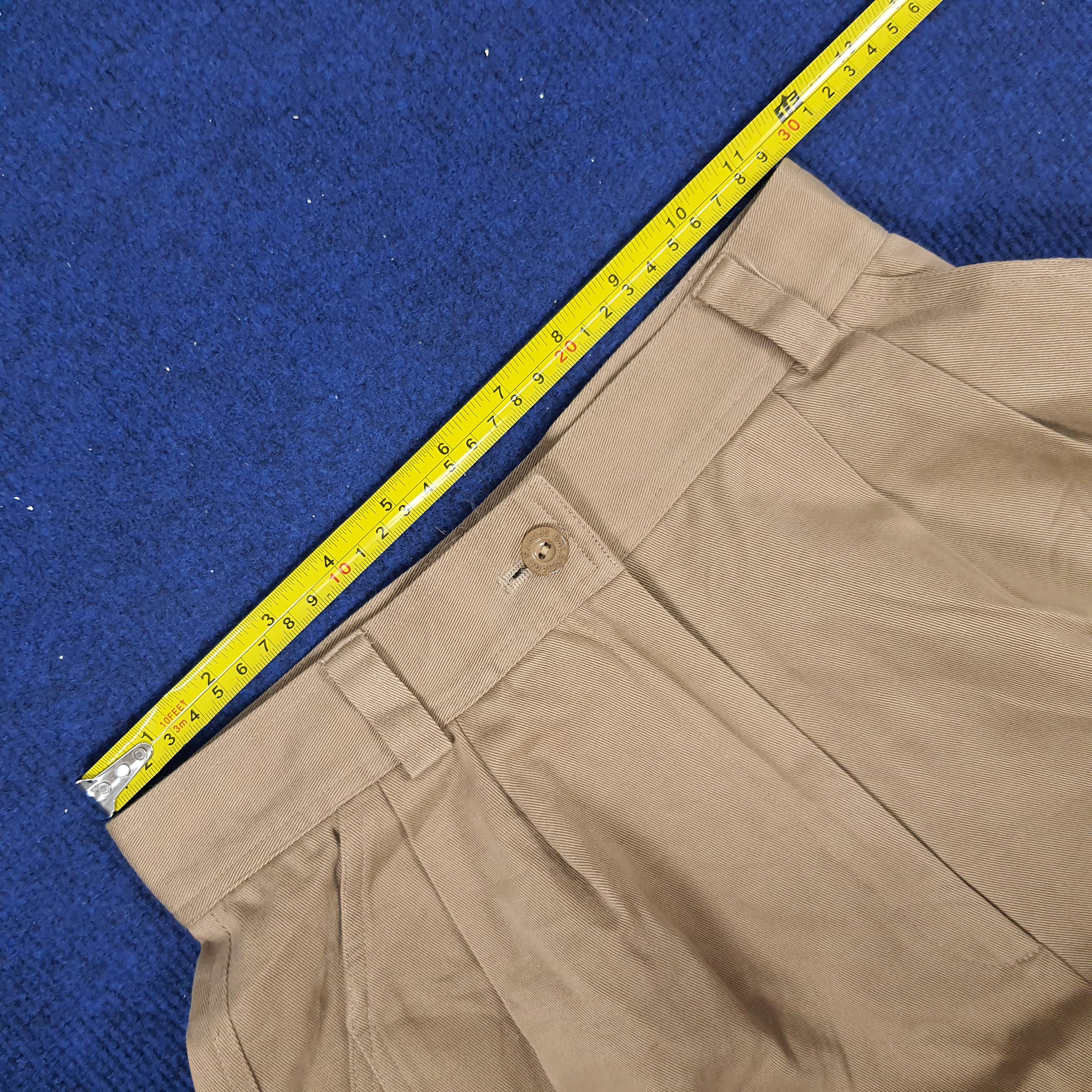 Balenciaga × Vintage Vintage Balenciaga Sports Spell Out Short Pants Size 22" - 10 Thumbnail