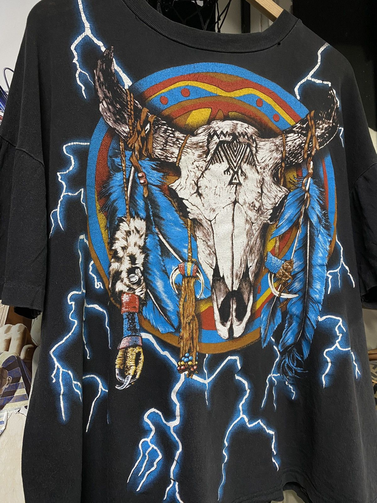 Vintage Vintage 90’s American Thunder Tribal T-Shirt Vtg Size Medium Size US M / EU 48-50 / 2 - 3 Thumbnail