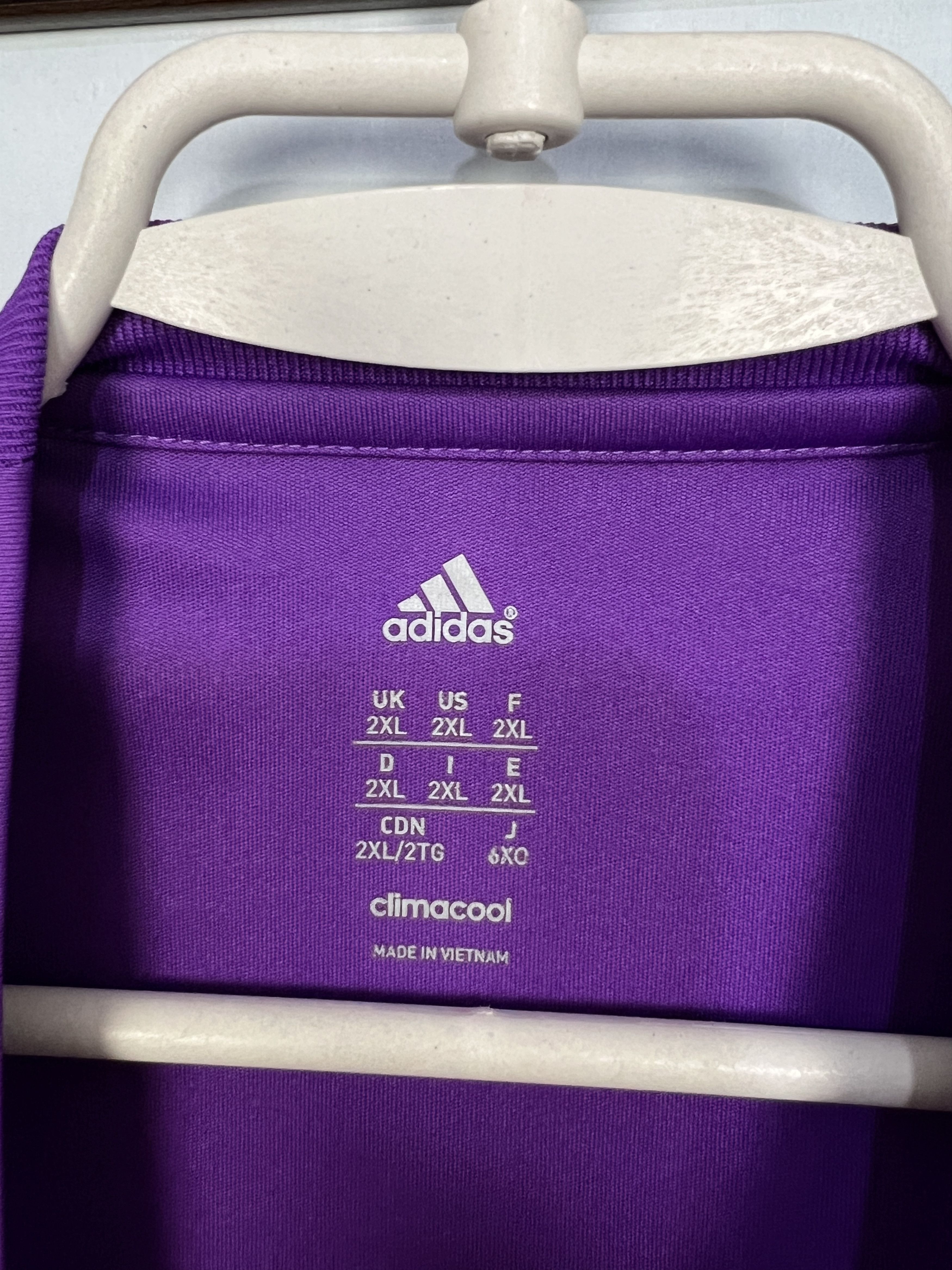 Adidas Real Madrid Goalkeeper football shirt 2013 Soccer Adidas Size US XXL / EU 58 / 5 - 7 Thumbnail