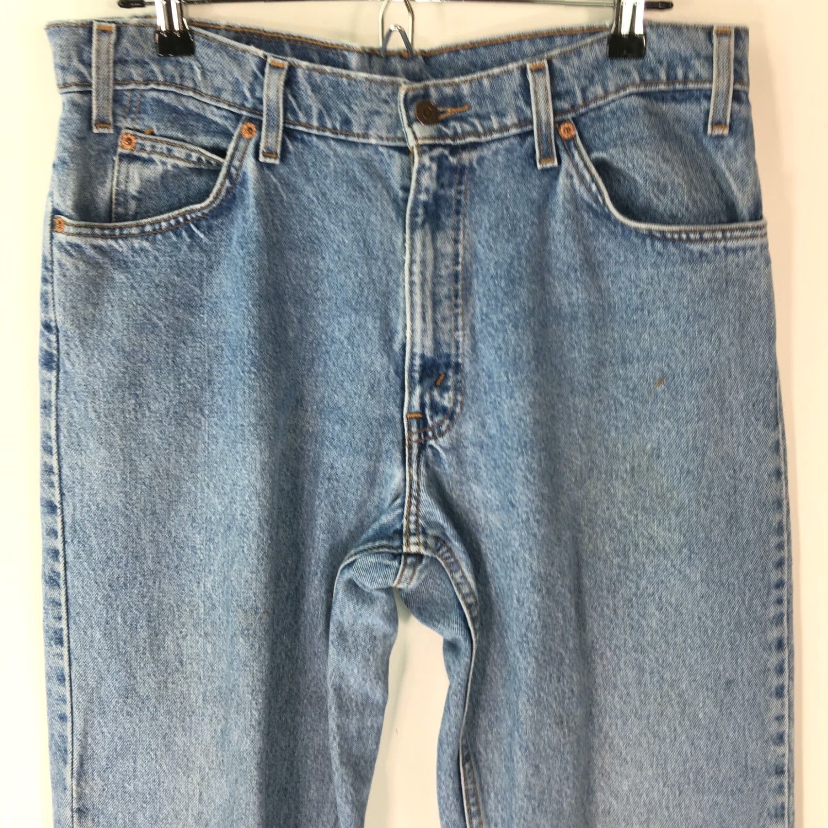 Levi's VINTAGE Levi's Jeans Tapered Leg Relaxed Fit Blue Denim Size 34X32 Men's 90s Retro Size US 34 / EU 50 - 3 Thumbnail