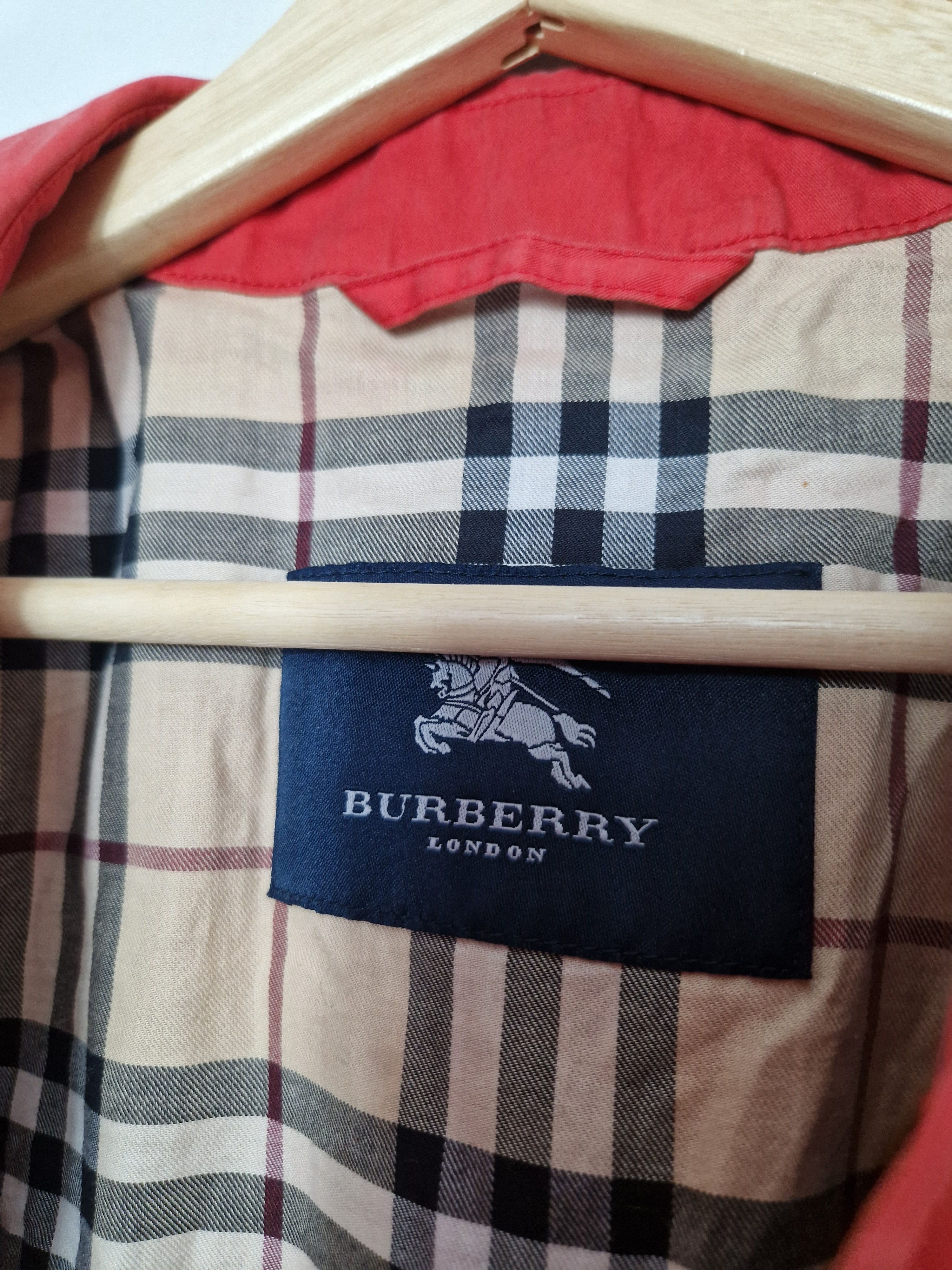 Burberry Burberry coat Size M / US 6-8 / IT 42-44 - 10 Thumbnail