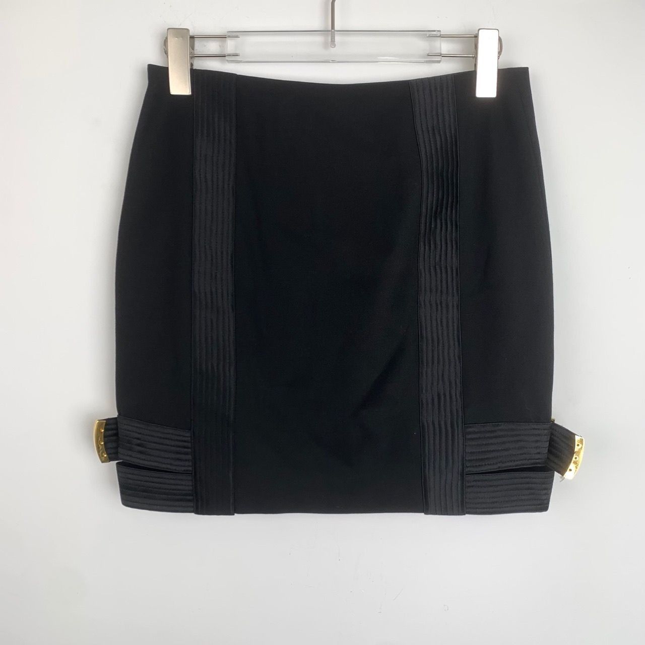 Versace [Versace] Buckle Detail Black Bodycon Mini Skirt 38 Size 38" / US 16 / IT 52 - 6 Thumbnail
