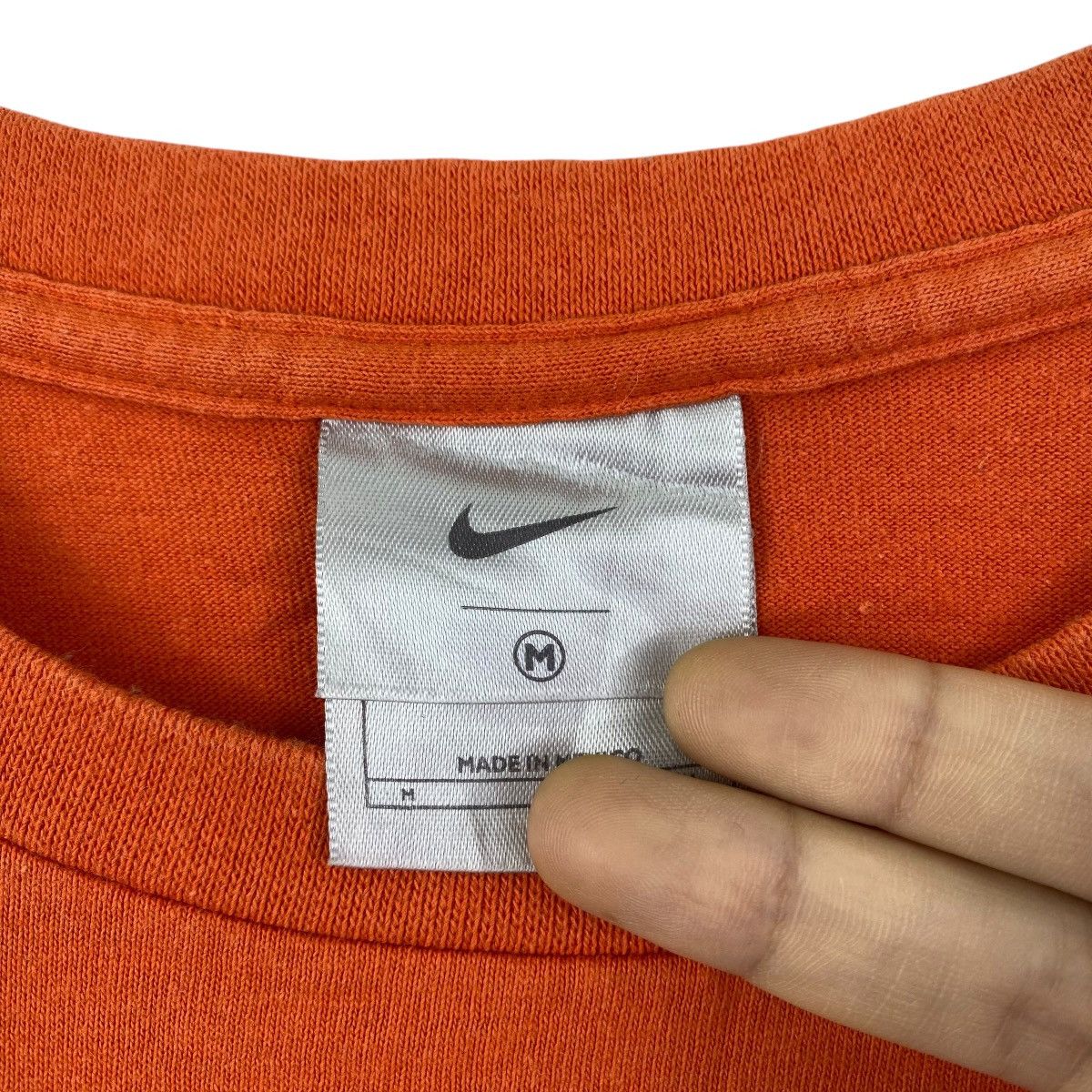 Nike Vintage NIKE HONOLULU MARATHON Y2K Finisher Tee Shirt Size US M / EU 48-50 / 2 - 6 Thumbnail