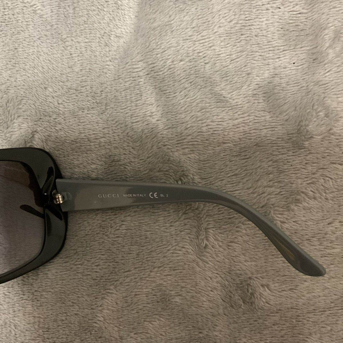 Designer × Gucci × Vintage Gucci Vintage Retro Sunglasses 2000’s GG 3576/S Size ONE SIZE - 11 Thumbnail