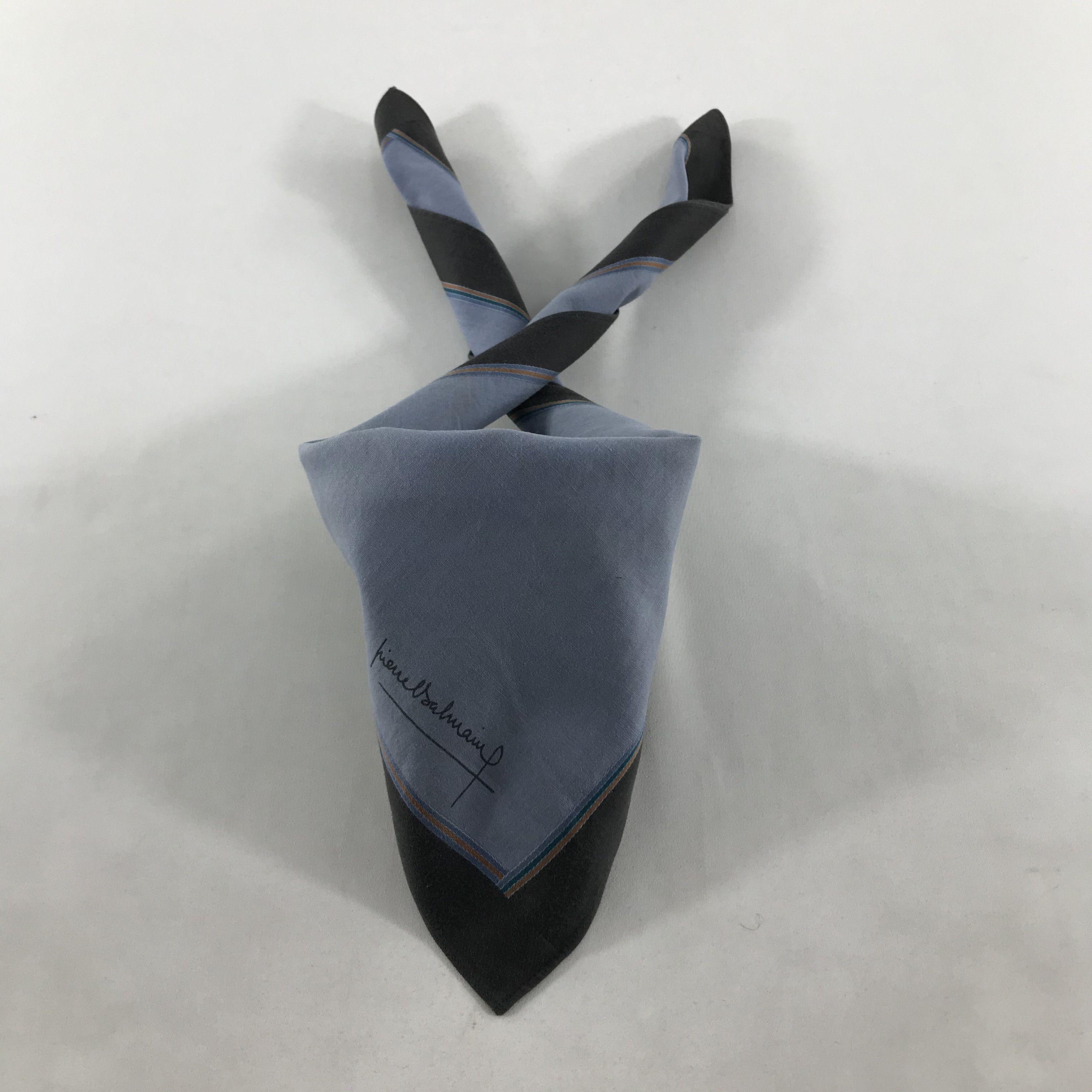 Pierre Balmain Pierre Balmain Handkerchief Neckerchief Bandana H33 Size ONE SIZE - 2 Thumbnail