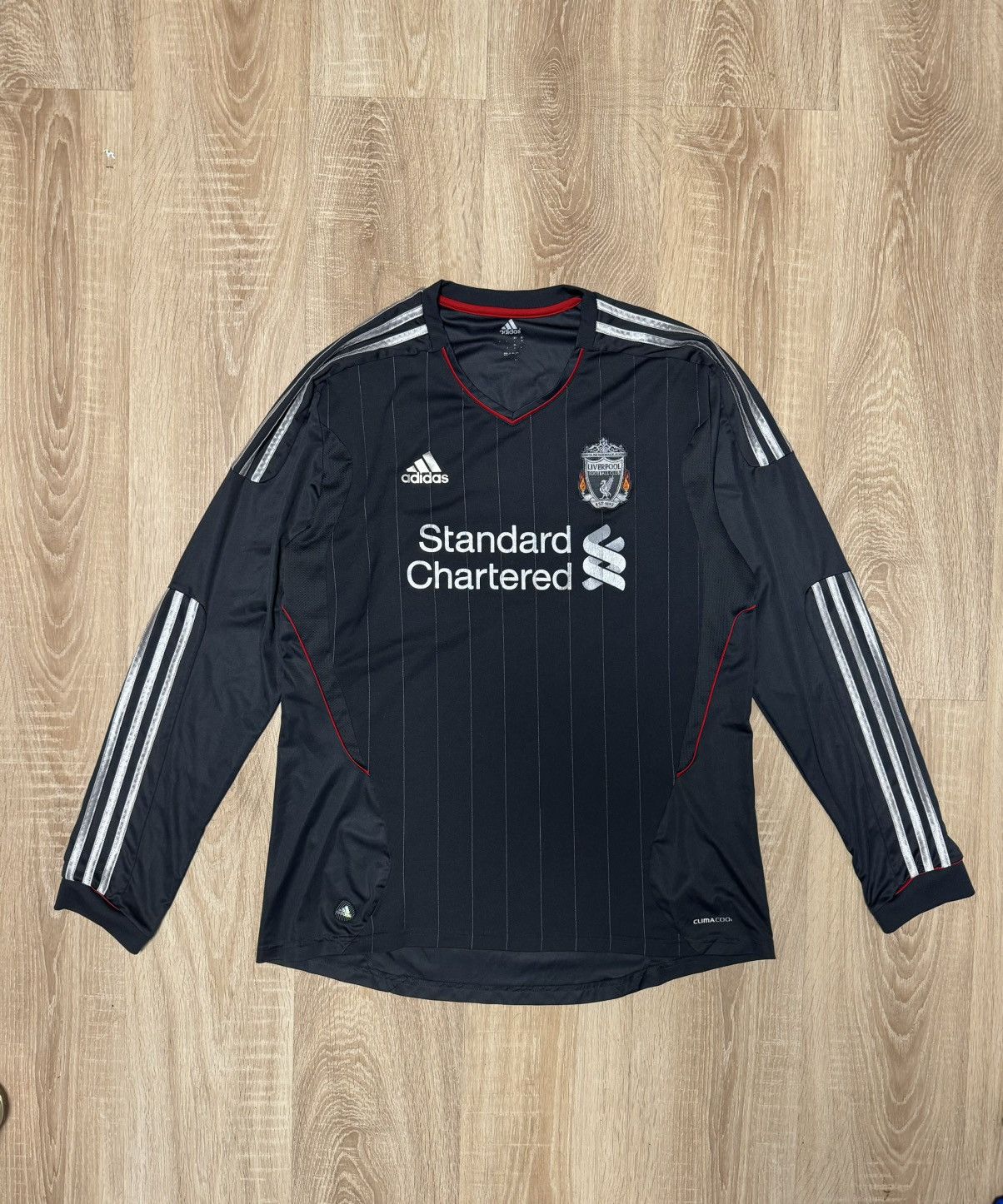 Adidas × Liverpool × Vintage Liverpool FC 2011-12 Adidas