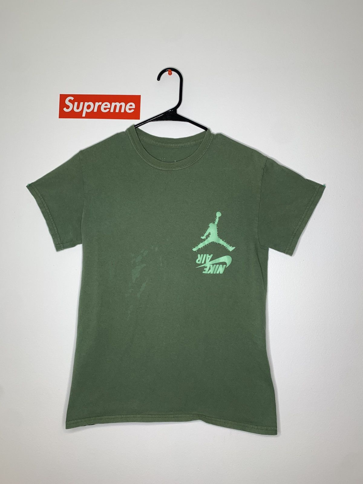 Jordan Brand × Nike × Travis Scott Travis Scott Jordan olive tee Size US S / EU 44-46 / 1 - 1 Thumbnail