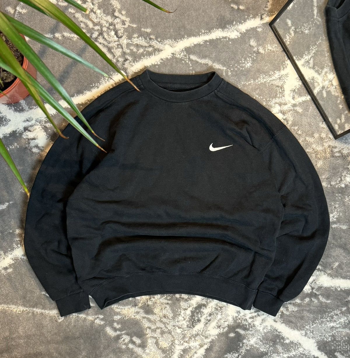 90s Nike Vintage Oversize Mini Swoosh Sweatshirt