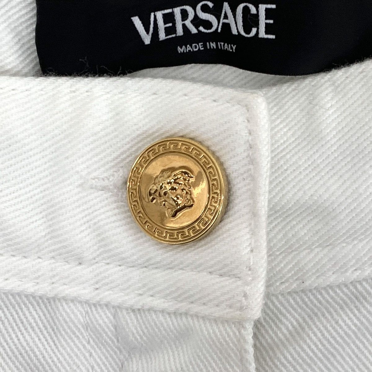 Versace Versace Casual Pants Logo Leather Tag Gold Buckle K26WX Size 27" / US 4 / IT 40 - 7 Thumbnail