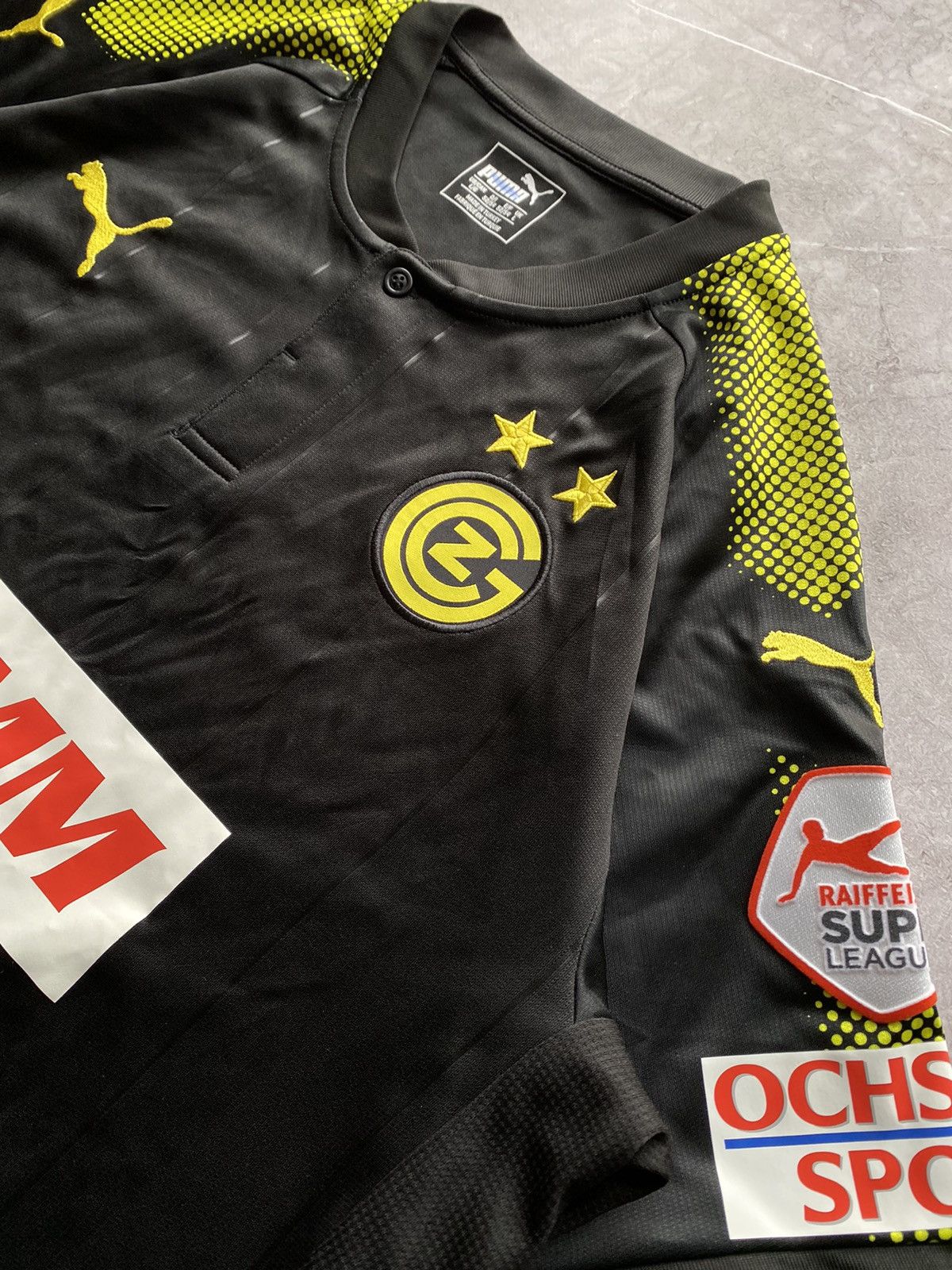 Puma Vintage 2017/18 Puma Zürich # 17 Ricci Away Soccer Jersey Size US L / EU 52-54 / 3 - 6 Thumbnail