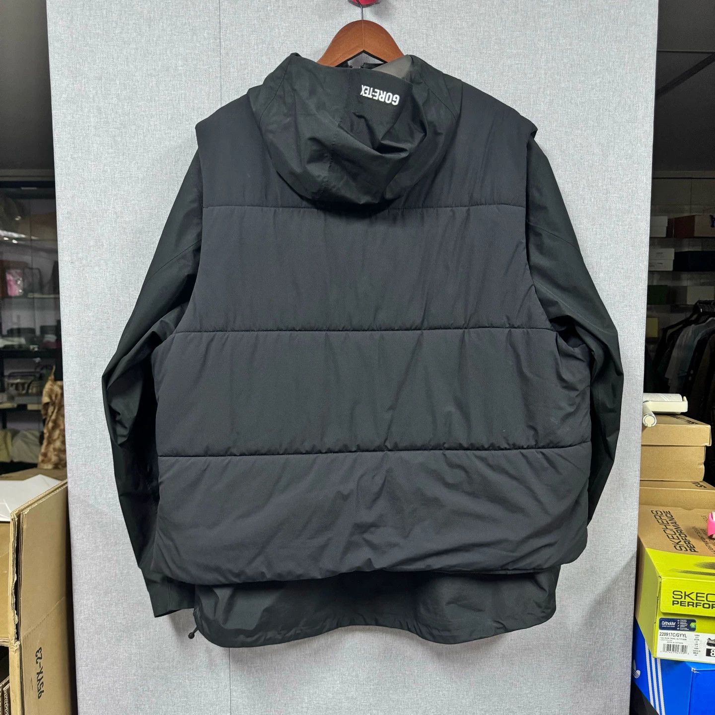 Superdry Supreme Gore-Tex 2-in-1 Vest/Windbreaker Size US XL / EU 56 / 4 - 2 Thumbnail