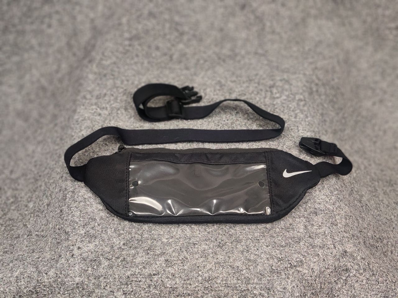 Nike Vintage Nike Black men's casual sports shirt with a belt Bag Size ONE SIZE - 2 Thumbnail