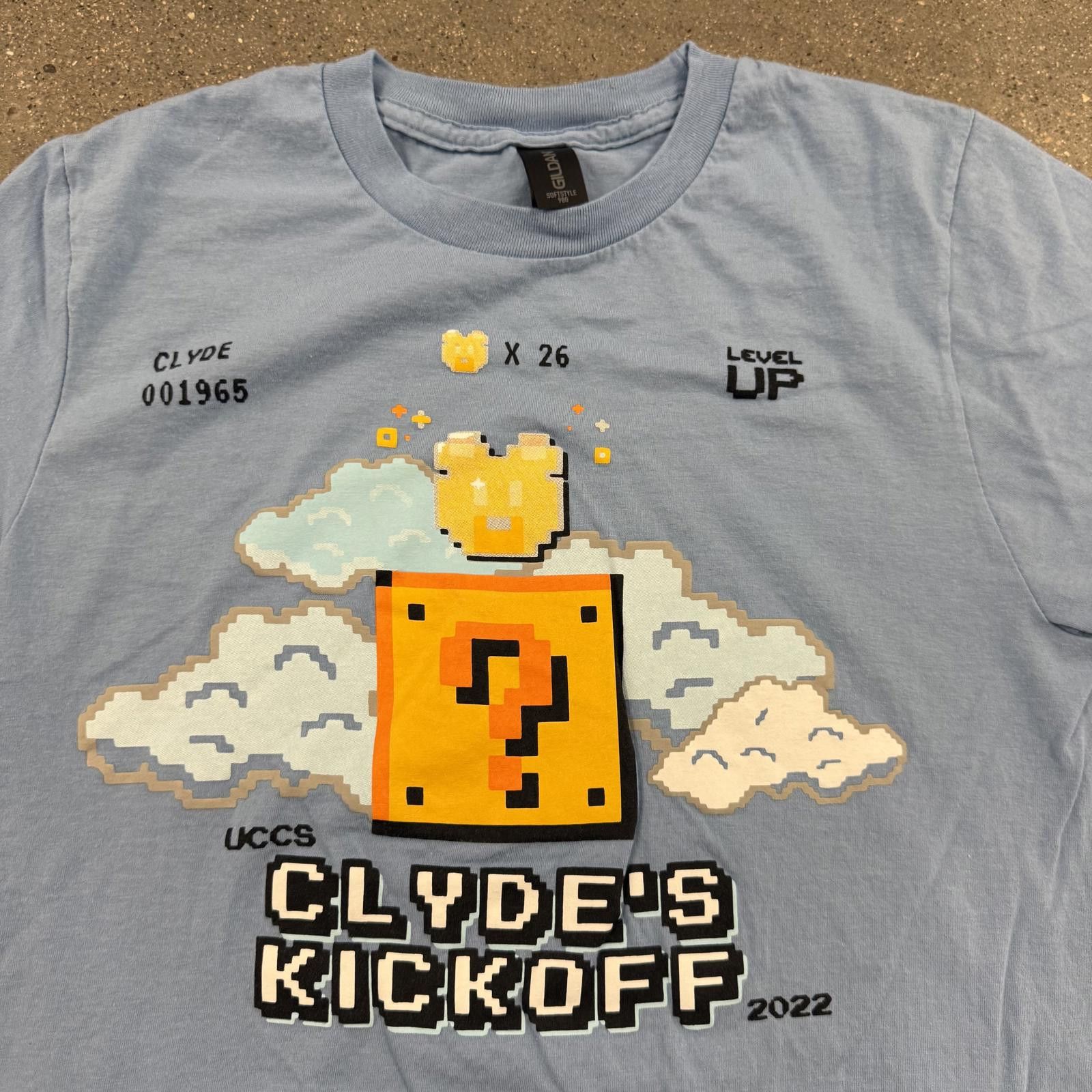 Gildan UCCS Clyde's Kickoff Event 2022 Super Mario Shirt - S Size US S / EU 44-46 / 1 - 2 Thumbnail