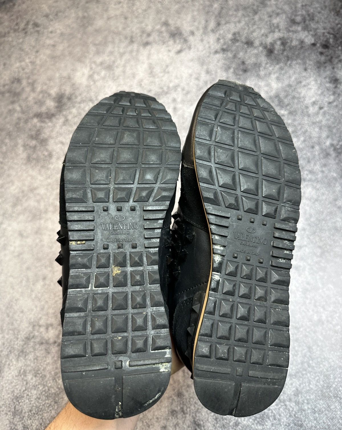 Valentino Valentino Logo Black Sneakers Avant Garde Style Luxury Rare Size US 9.5 / IT 39.5 - 4 Thumbnail