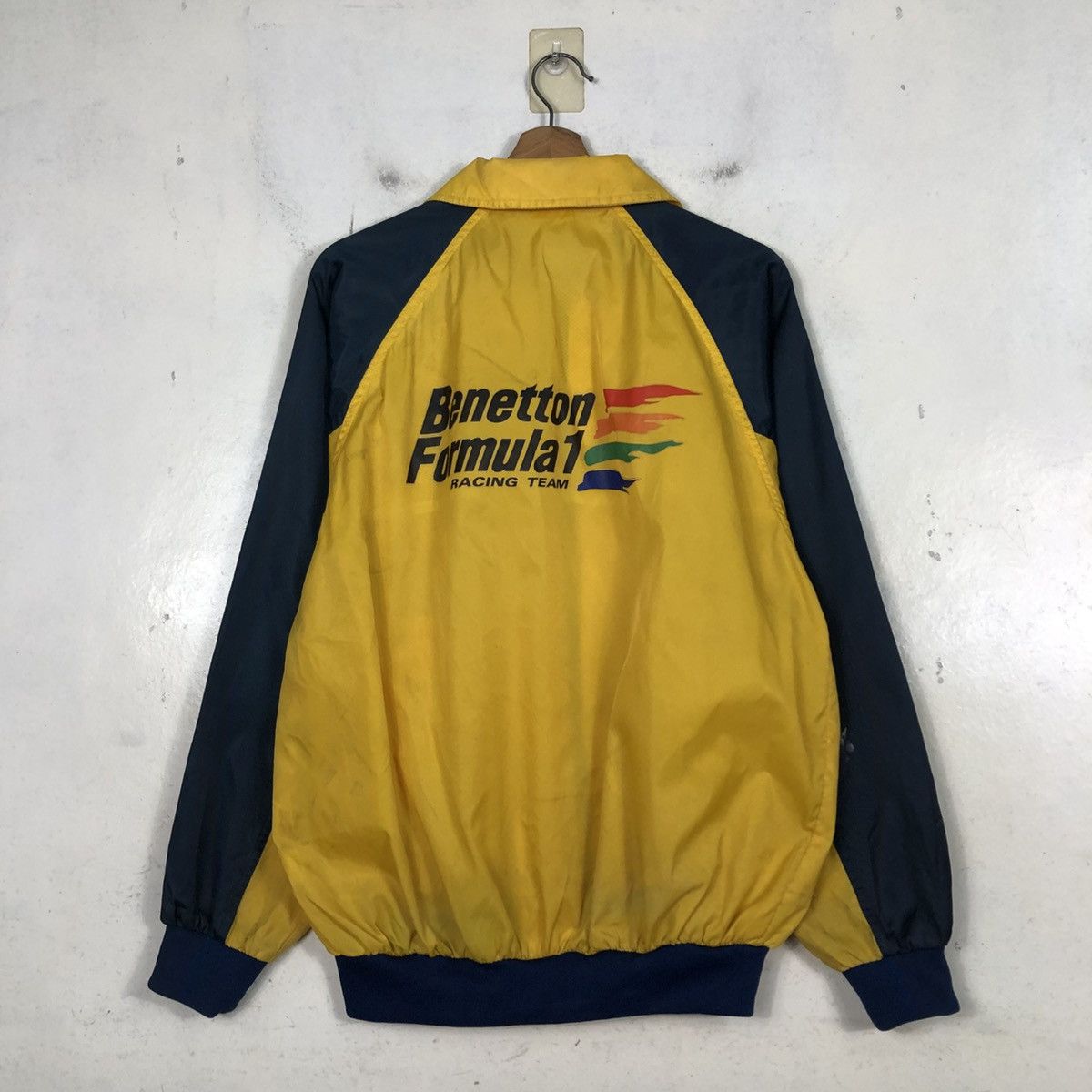 Benetton 📌Vintage Bomber Jacket Benetton Formula 1 Racing Team Logo Size US M / EU 48-50 / 2 - 10 Thumbnail