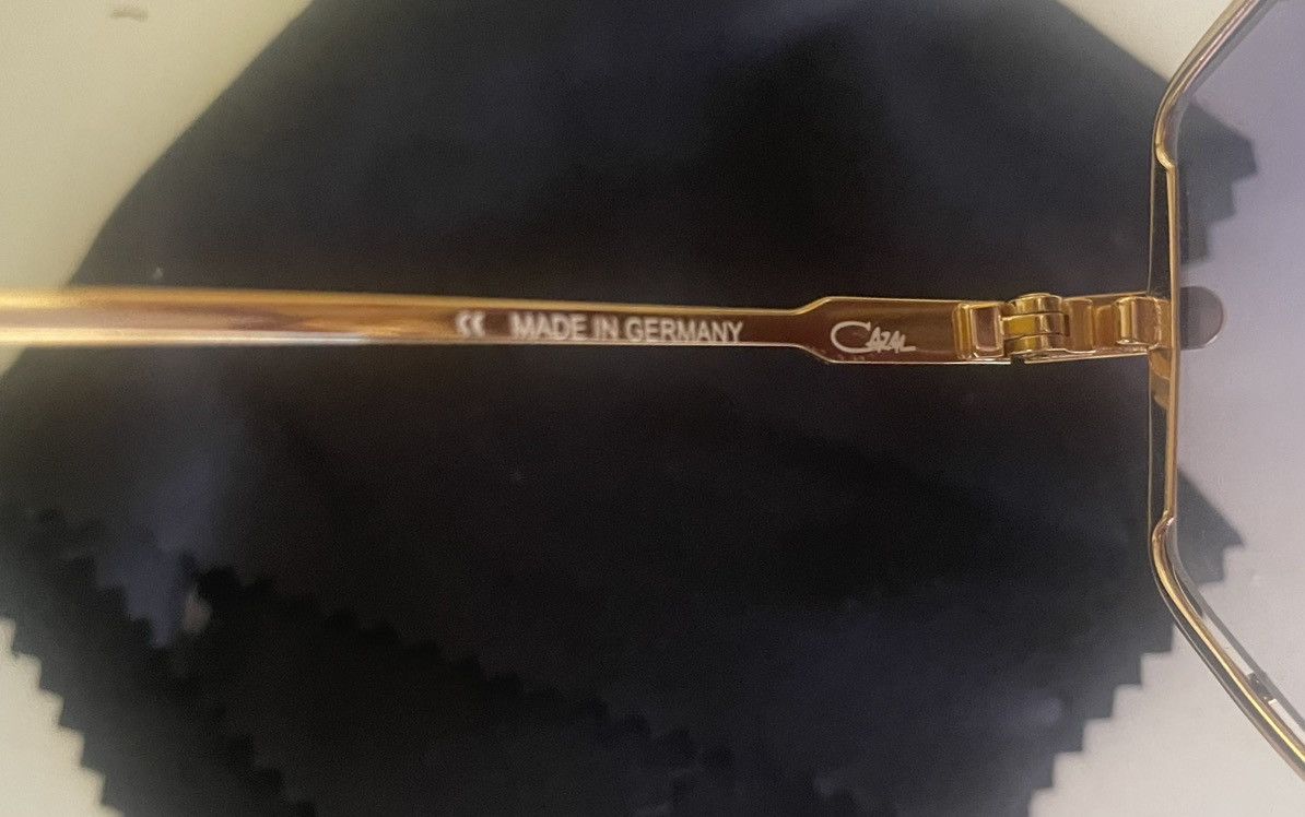 Cazal Vintage Cazal 905 Sunglasses | White/Gold | 80s | + Full Set Size ONE SIZE - 6 Thumbnail