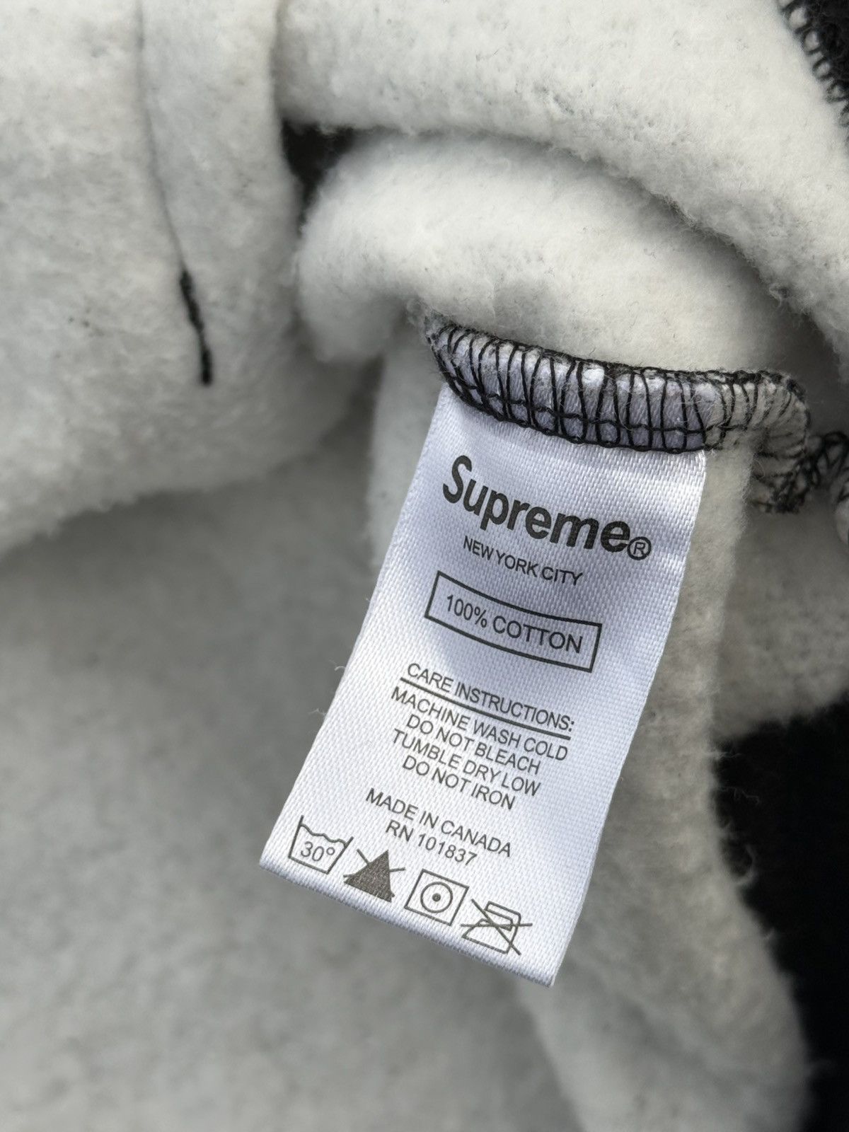 Hysteric Glamour × Supreme Supreme X hysteric glamour Size US M / EU 48-50 / 2 - 10 Thumbnail