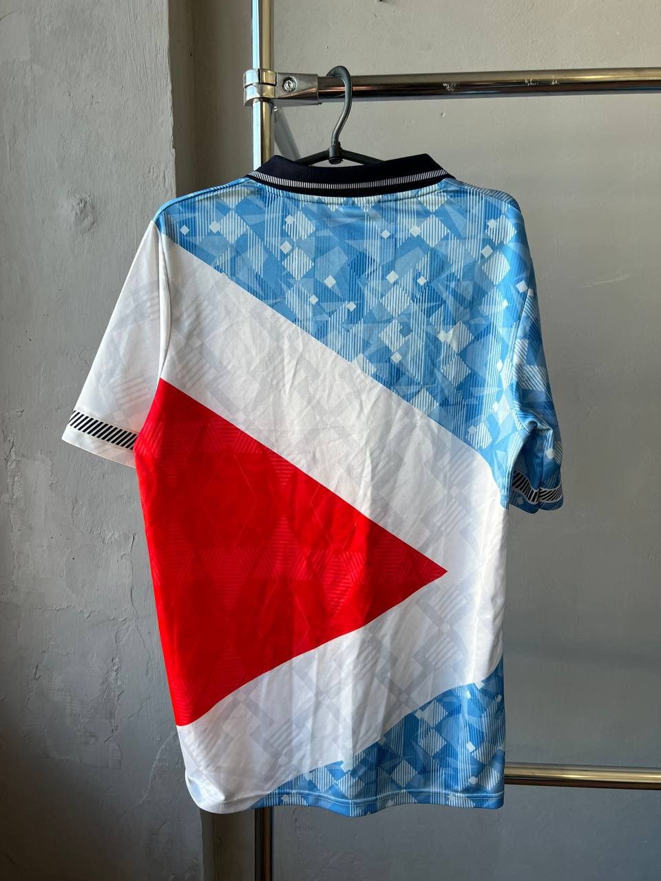 Sports Specialties 1990/92 ENGLAND TEAM SCORE DRAW REMAKE SOCCER JERSEY SHIRT M Size US M / EU 48-50 / 2 - 13 Thumbnail