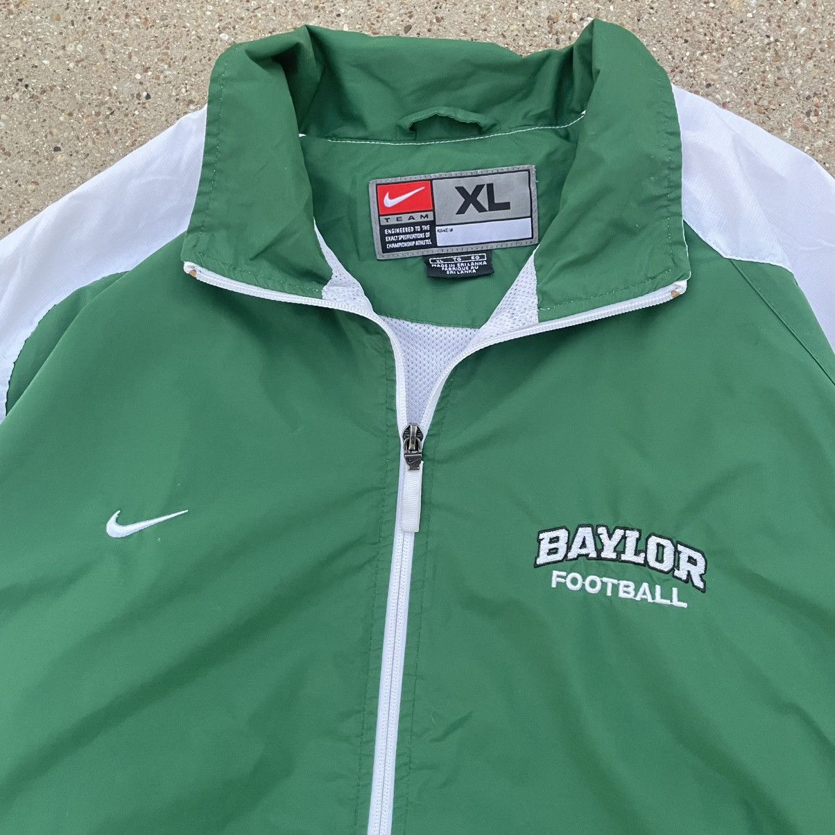 Nike Vintage Nike Baylor Bears Football Windbreaker Track Jacket Size US XL / EU 56 / 4 - 2 Thumbnail