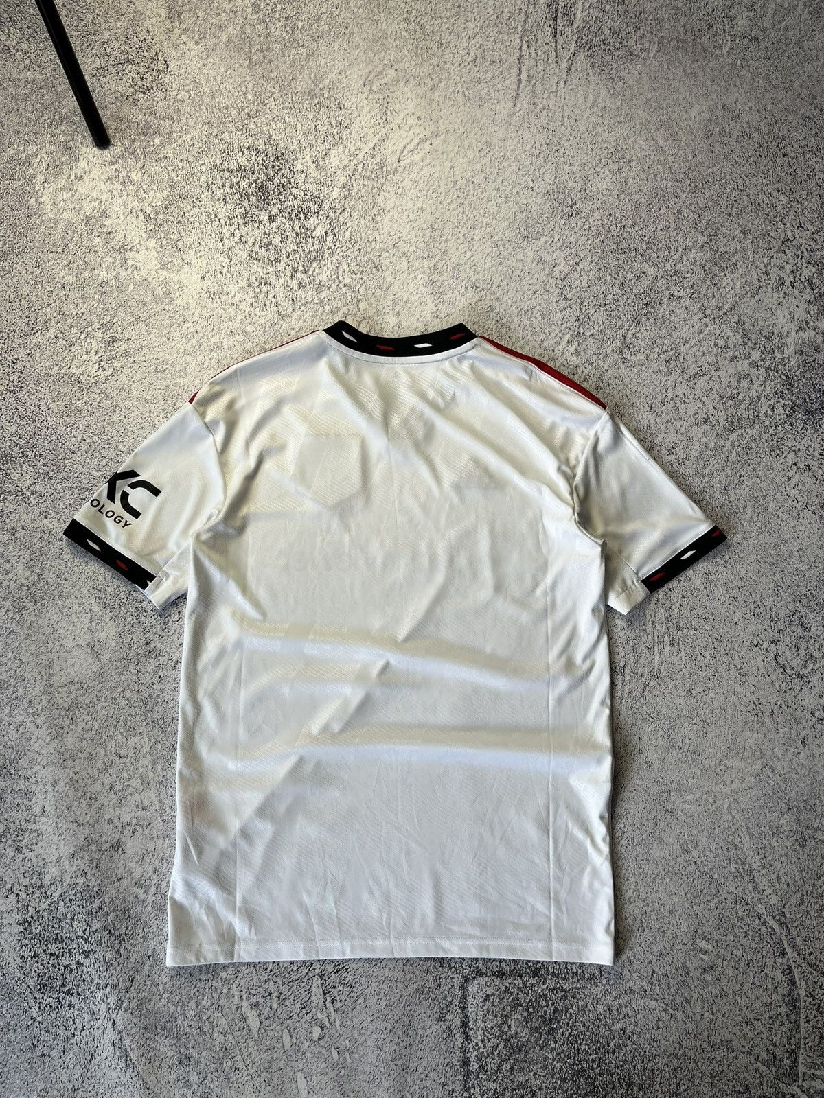 Adidas Adidas FC Manchester United Football Jersey Blokecore Y2K Size US S / EU 44-46 / 1 - 14 Thumbnail