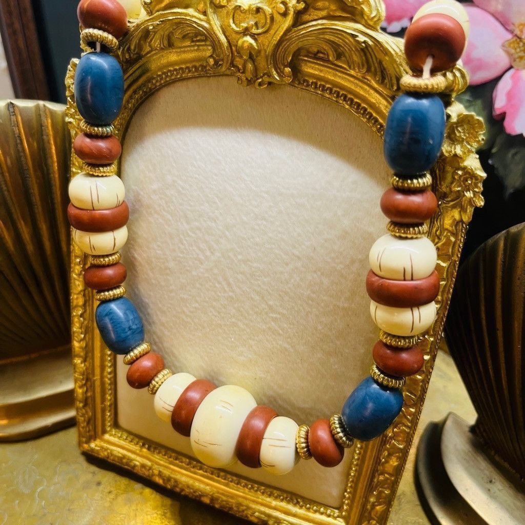 Vintage Vintage Chunky Acrylic Necklace Blue Red Cream Beaded 20" Size ONE SIZE - 2 Thumbnail