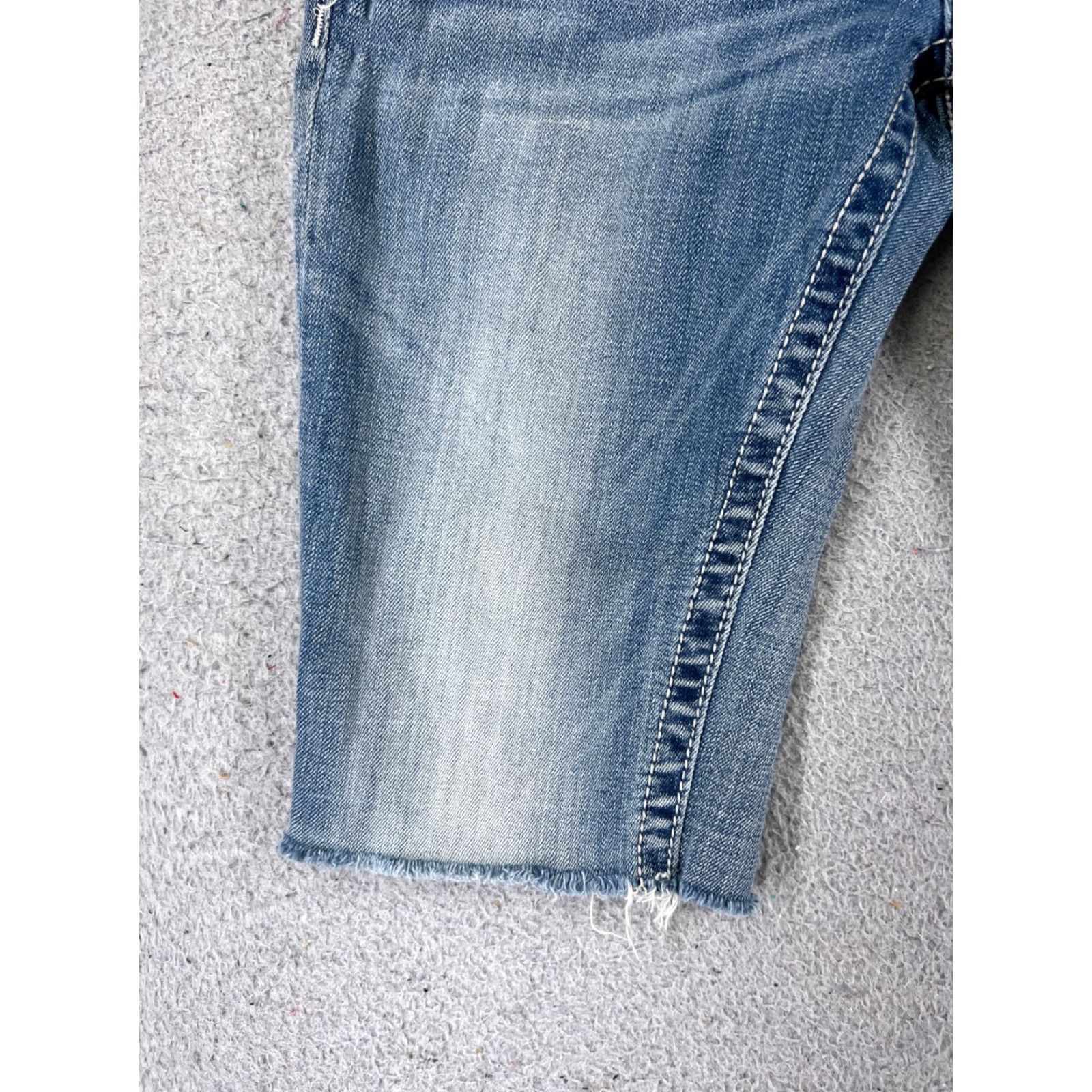 Miss Me Miss Me Shorts Womens Denim Blue 27 Distressed Cut-Off Embroidered Bling 26x12 Size 27" / US 4 / IT 40 - 3 Thumbnail
