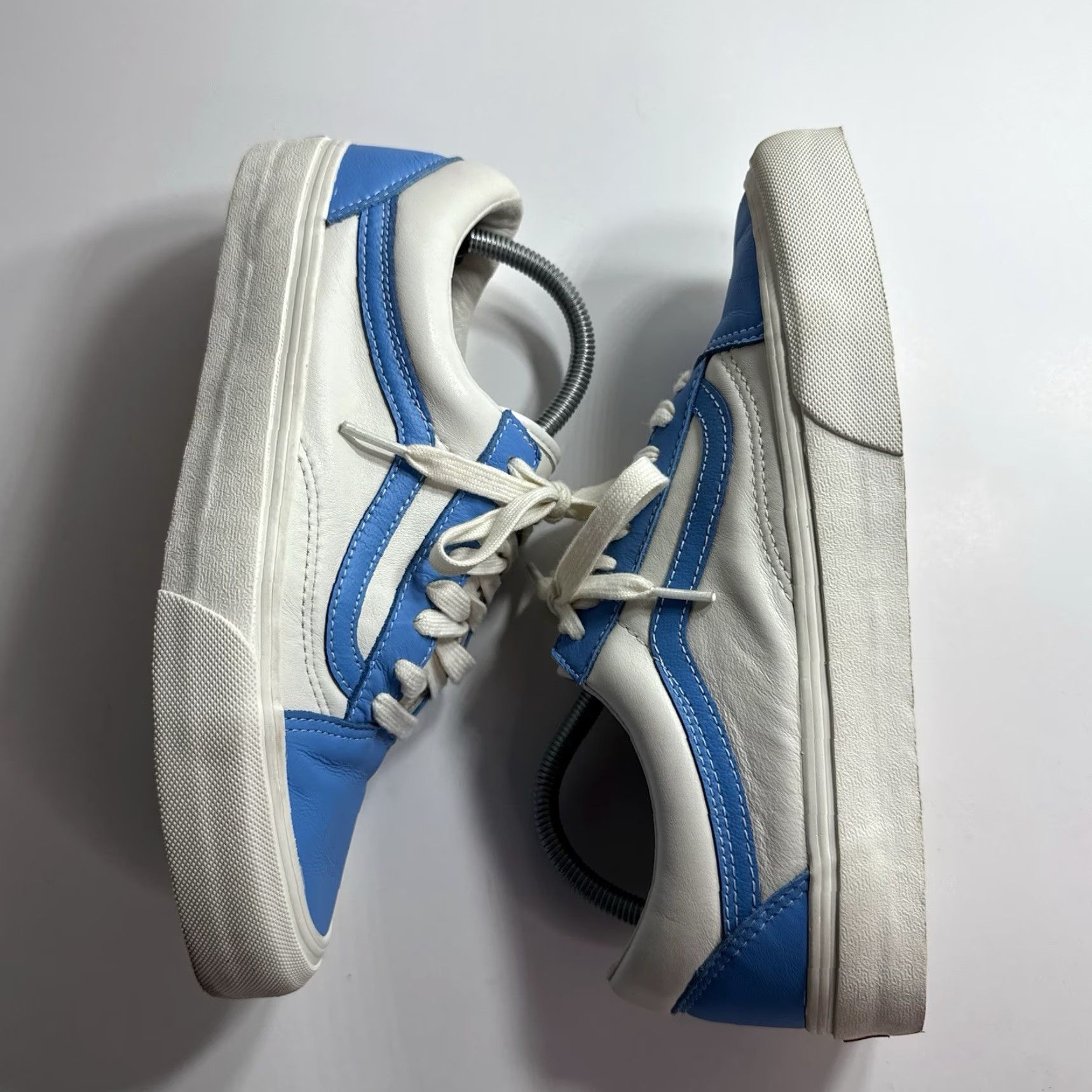 Vans Vans Old Skool Blue/White Skate Shoe 721454 Lace Up Low Top Unisex M 8.5 W 10 Size US M / EU 48-50 / 2 - 6 Thumbnail