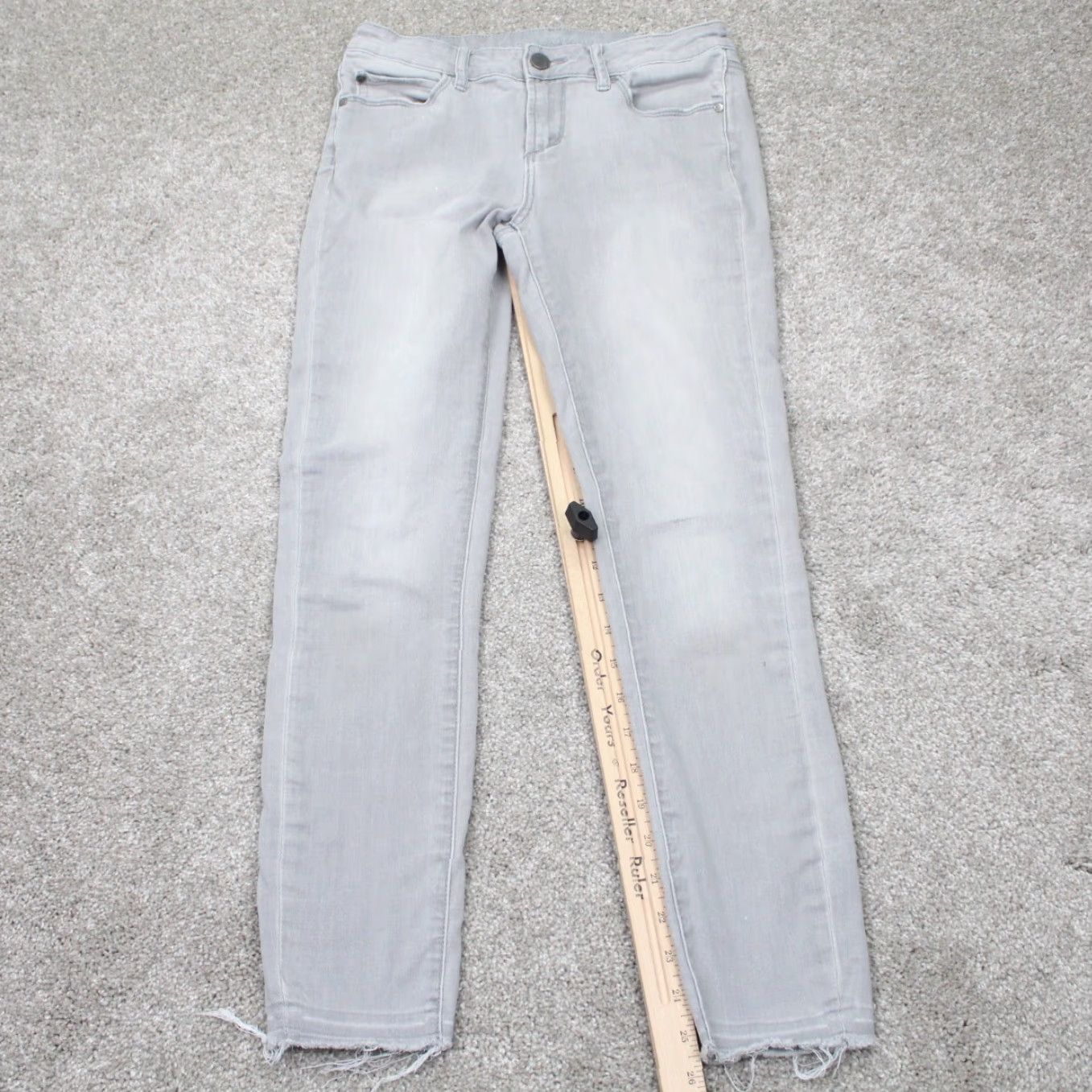 Vintage Articles of Society Jeans Womens 26 Gray Cropped Inseam 26" Regular Rise Mid 8.5-10.5 In Denim 5-Pocket Stretch Cotton Blend Crop Size 26" / US 2 / IT 38 - 3 Thumbnail