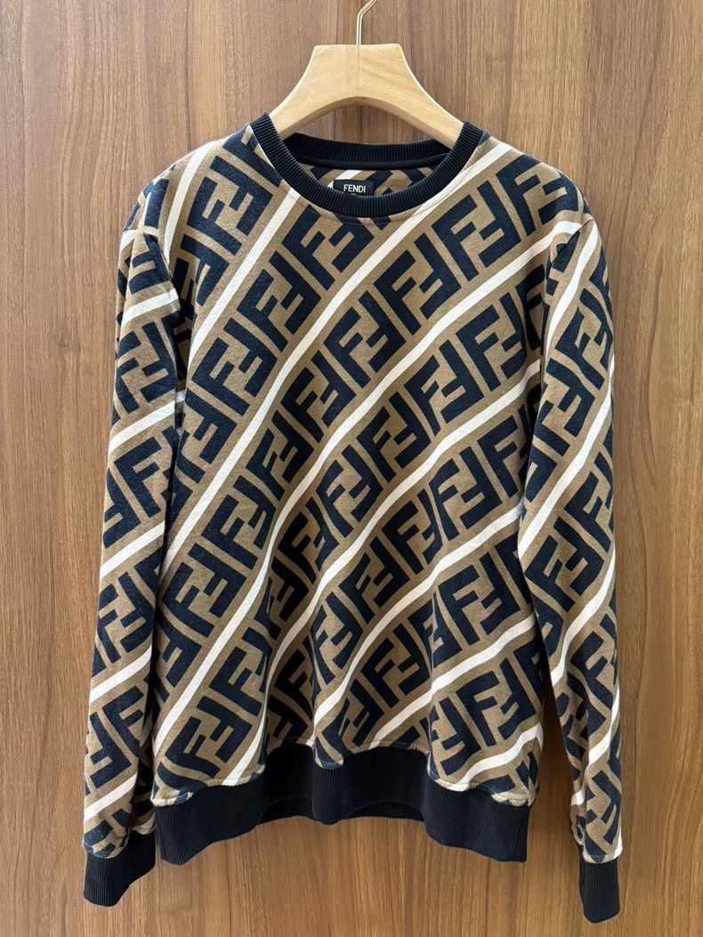 Fendi FENDI Classic FF Logo Sweatshirt Size US XL / EU 56 / 4 - 1 Thumbnail