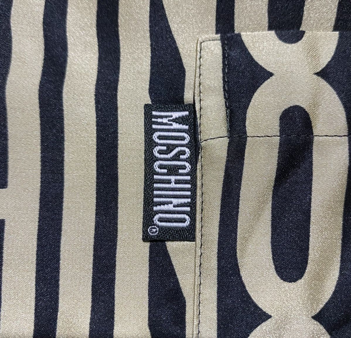 Moschino Vintage Moschino All Over Print Font Silk Button Ups Size US XL / EU 56 / 4 - 3 Thumbnail