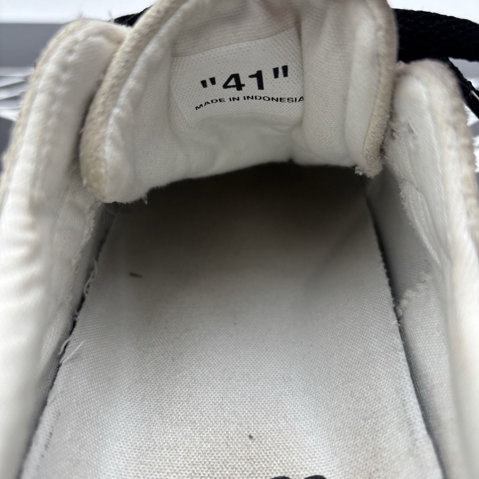 Off-White Off-White Vulc Sneaker ' Canvas White, Black ' | GOOD COND! Size US 8 / EU 41 - 20 Thumbnail