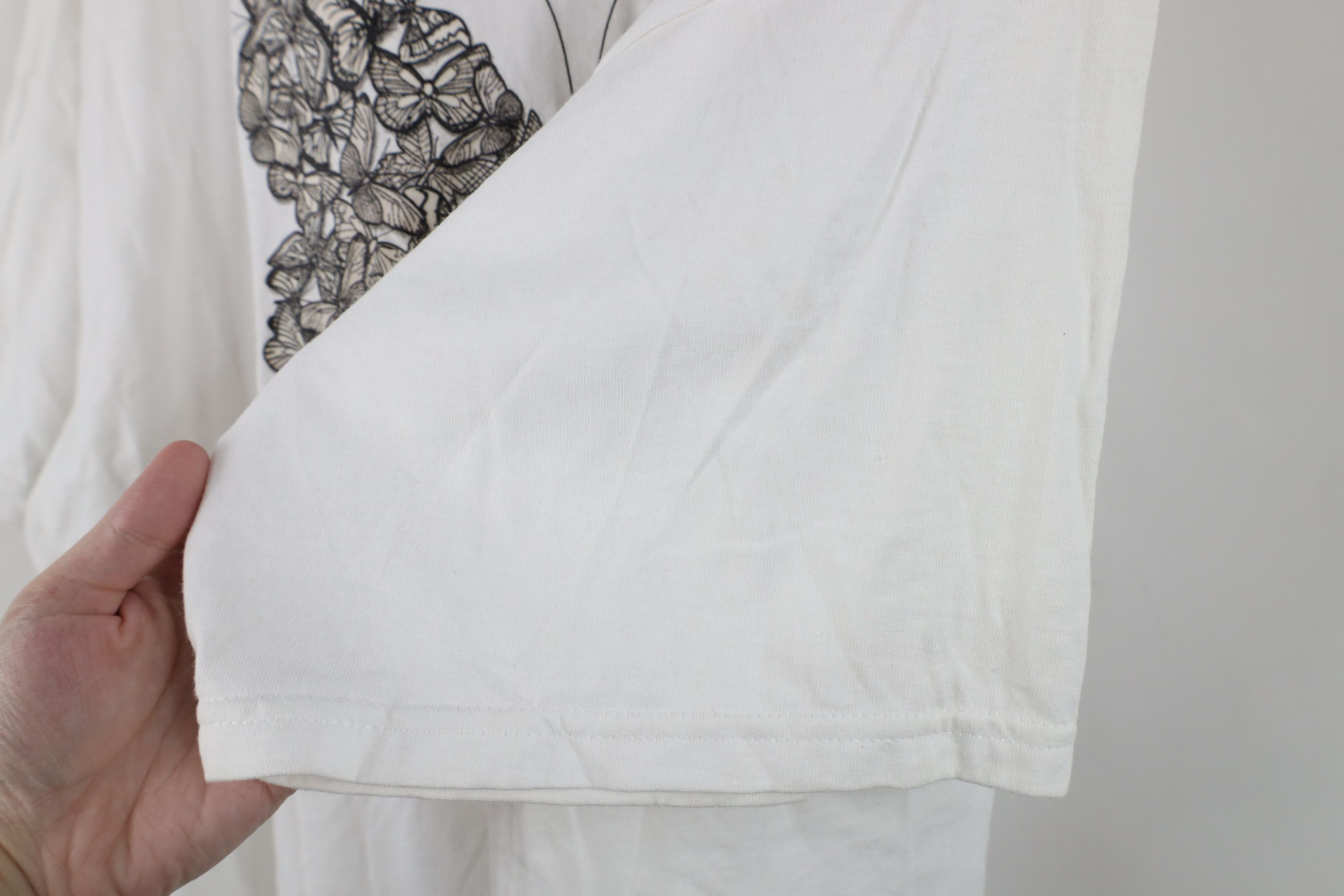 Vintage Deadstock Vintage 90s Y2K Burst Butterfly T-Shirt White Size XXL / US 16-18 / IT 52-54 - 10 Thumbnail