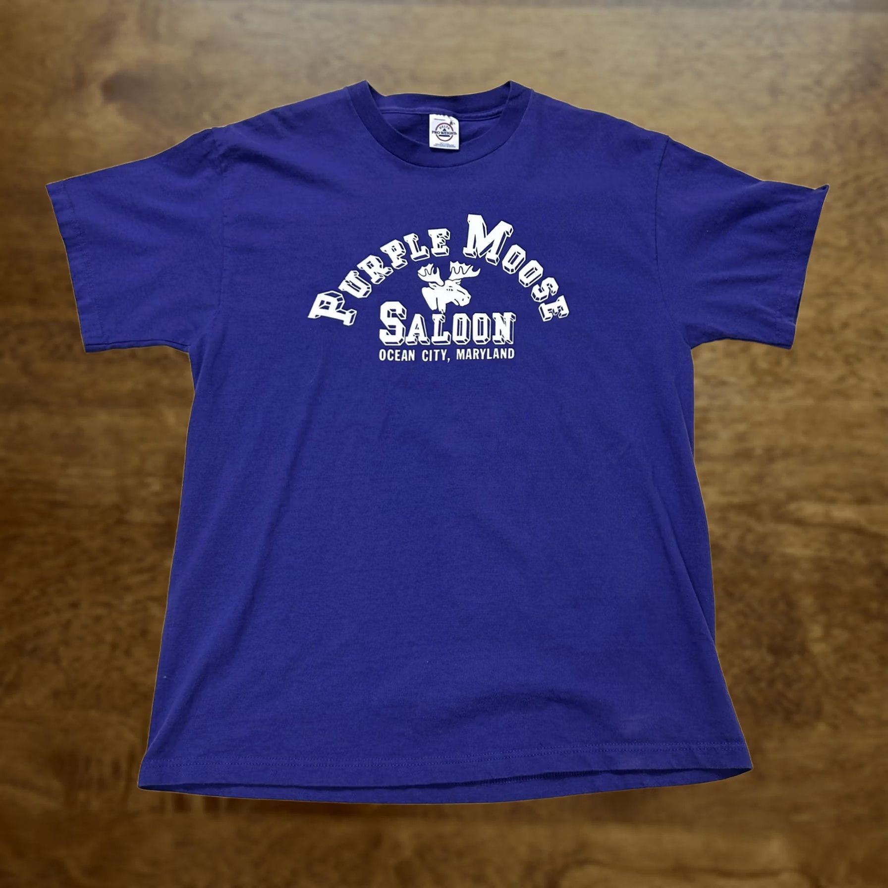 Delta Vintage Delta Pro Weight T-Shirt Mens Large Purple Moose Saloon Ocean City Maryland Bar Tee Size US L / EU 52-54 / 3 - 1 Thumbnail