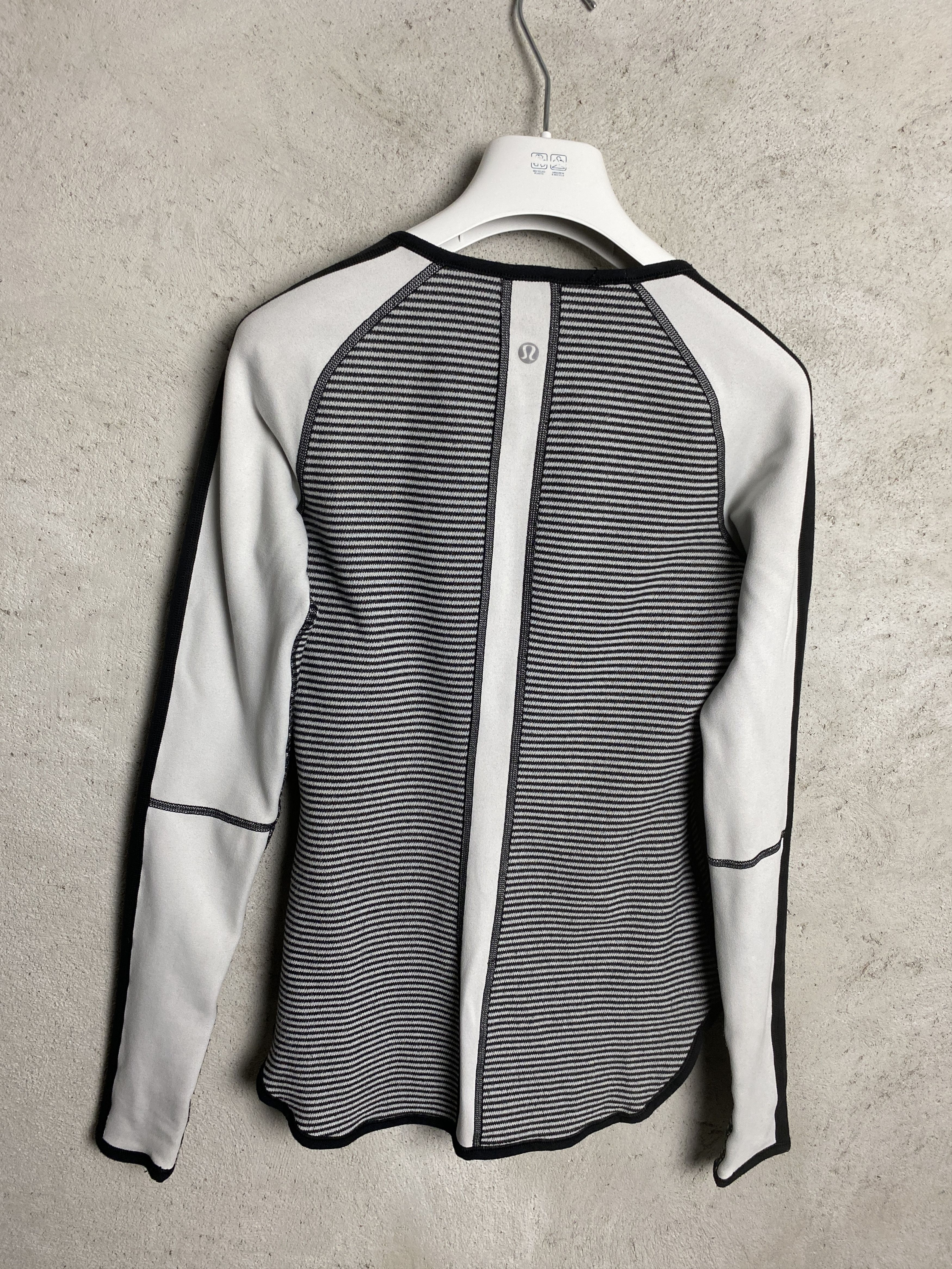 Lululemon Lululemon Runder Under Rulu long sleeve t-shirt striped Size S / US 4 / IT 40 - 1 Thumbnail