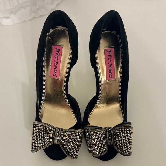 Betsey Johnson Betsey Johnson Glendah Black Suede Peep Toe Heels W/Bow Embe Size US 6 / IT 36 - 3 Thumbnail