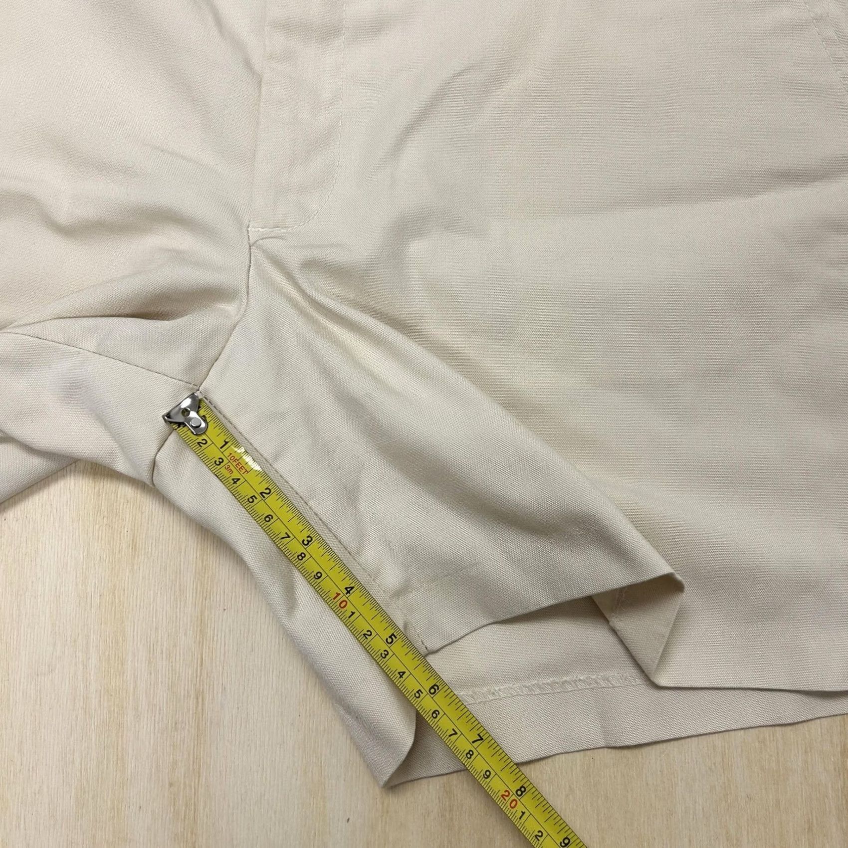 Vintage Knightsbridge Chino Shorts Mens 36 Beige Canvas Flat Front 6" Inseam Shorts Mens 36 Beige Canvas Flat Front 6" Inseam Size US 36 / EU 52 - 6 Thumbnail