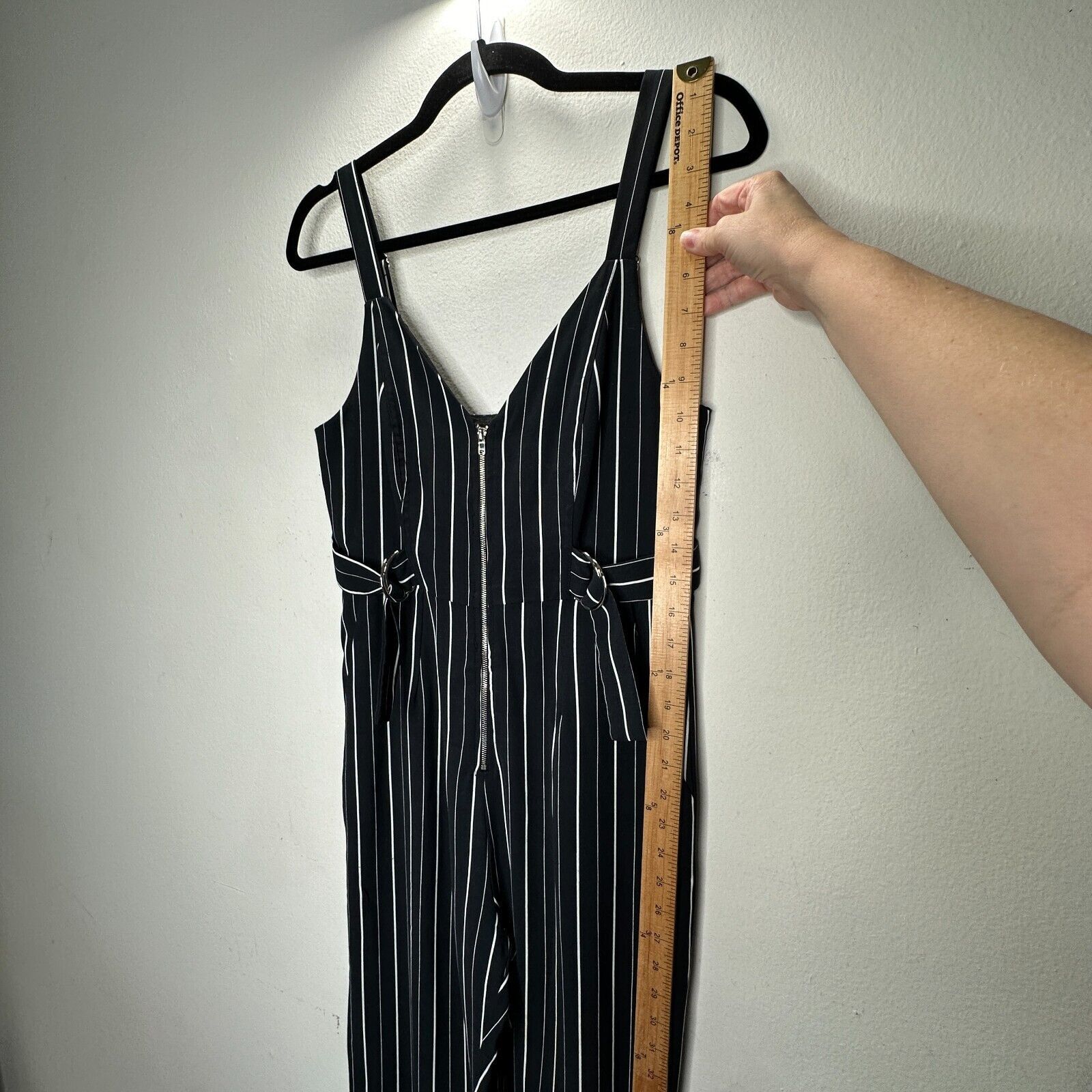 Other Dance & Marvel Pinstripe Cinched Wide Leg Front Zip Jumpsuit Size 27" / US 4 / IT 40 - 13 Thumbnail