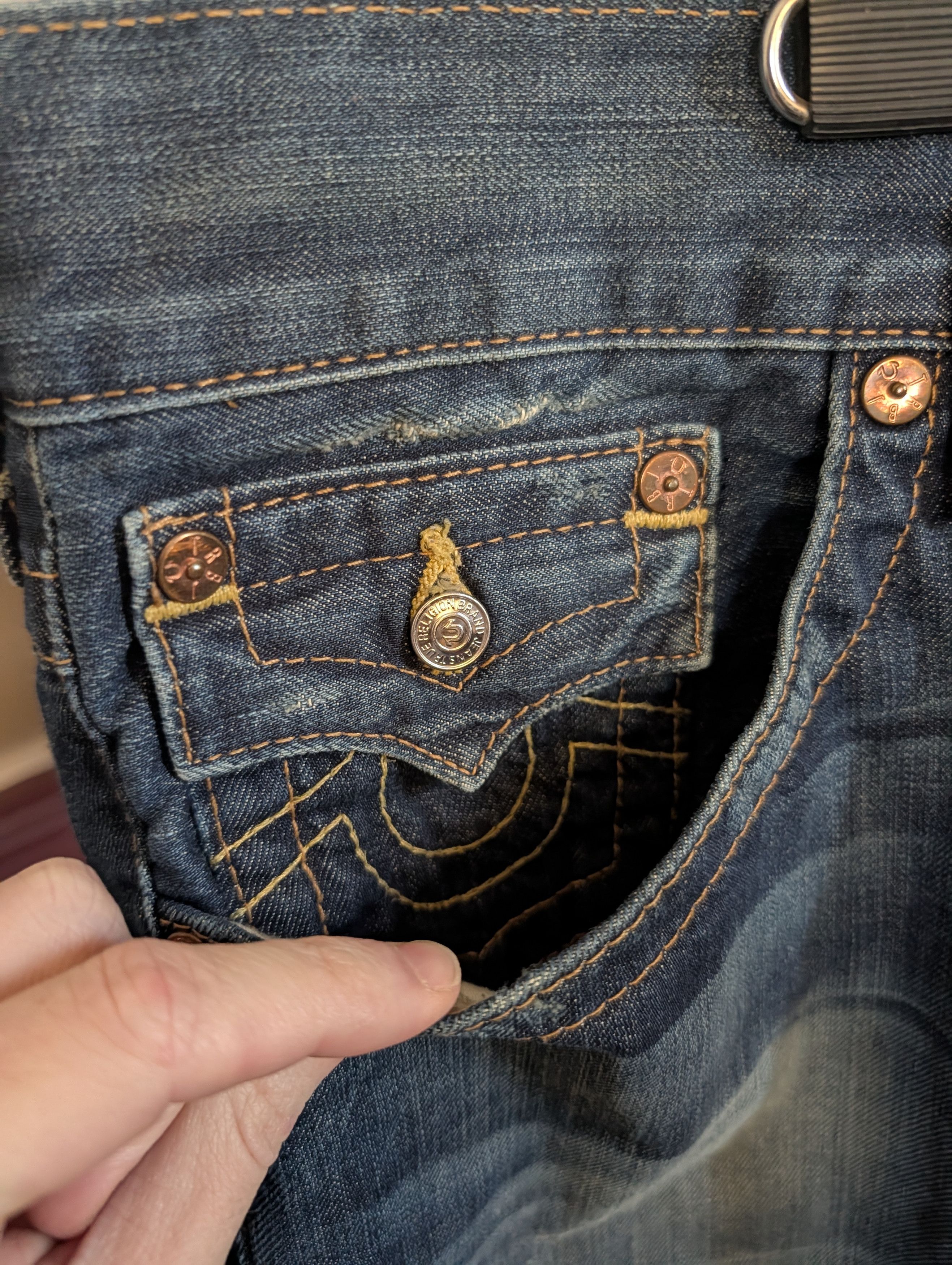 True Religion Vintage MiUSA cutoff blue denim jean shorts raw Size US 37 - 2 Thumbnail