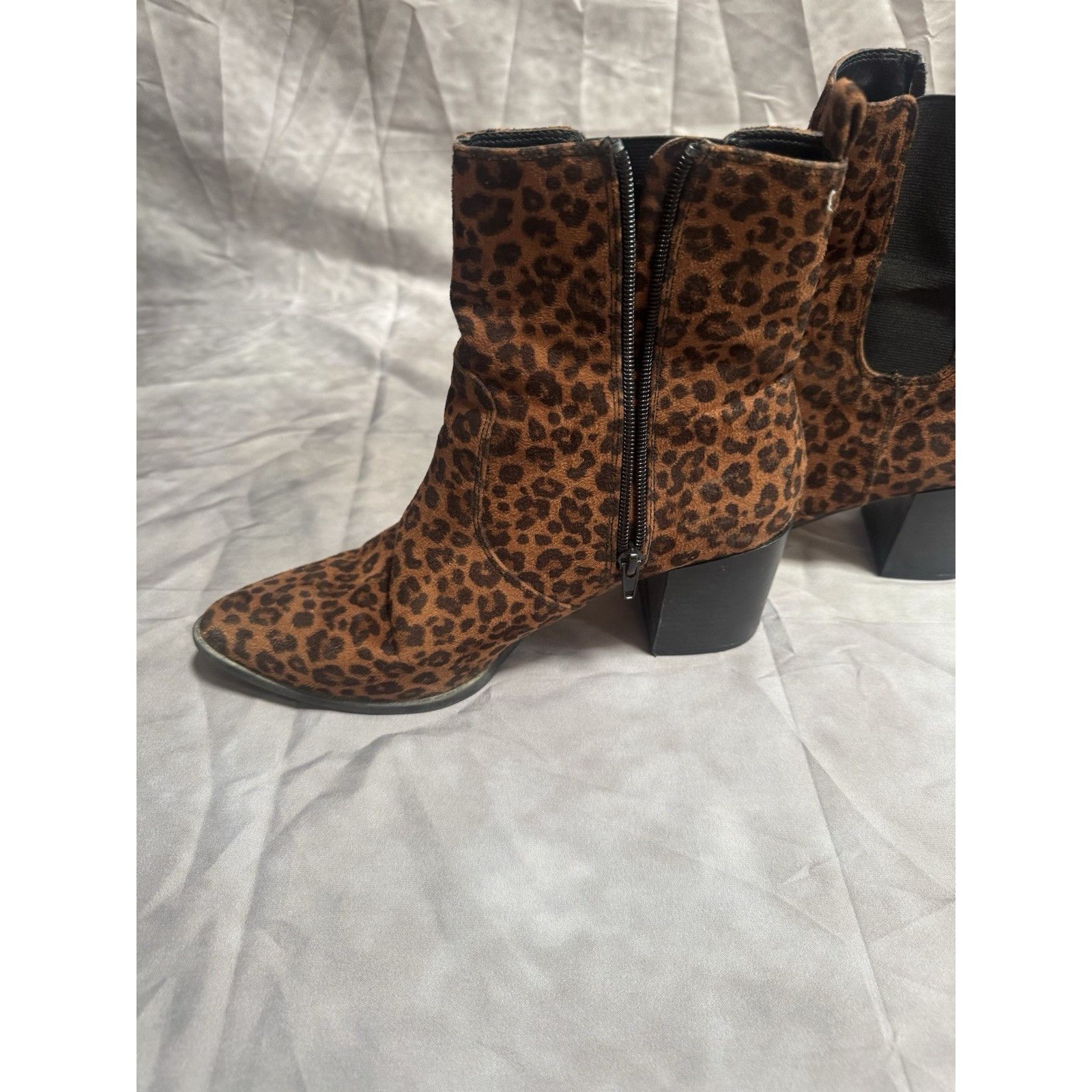 Express Express Size 8 1/2 Cheetah Print Block Heel Boots Brown Zip Size US 8.5 / IT 38.5 - 3 Thumbnail