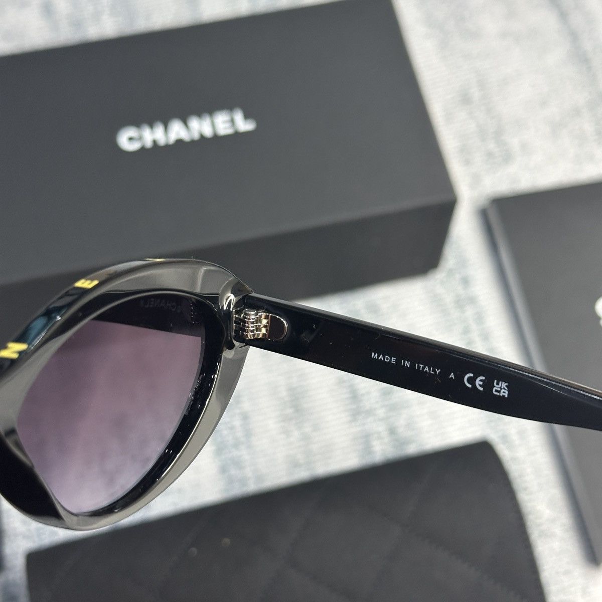 Chanel CHANEL 0CH5416 1712S6 SUNGLASSES Size ONE SIZE - 5 Thumbnail