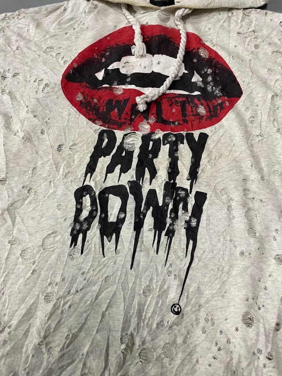 Seditionaries RIPPED DESIGN PUNI STYLE WORLD WIDE LOVE Size US XL / EU 56 / 4 - 9 Thumbnail
