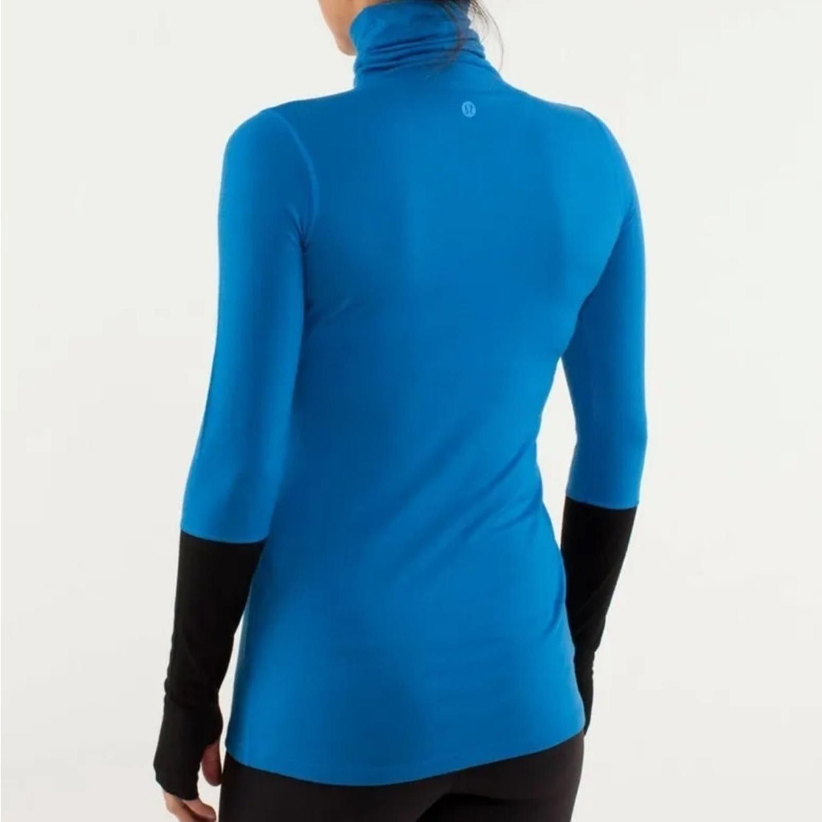 Lululemon lululemon athletica Vibrant Blue Long Sleeve Top Size M / US 6-8 / IT 42-44 - 2 Thumbnail