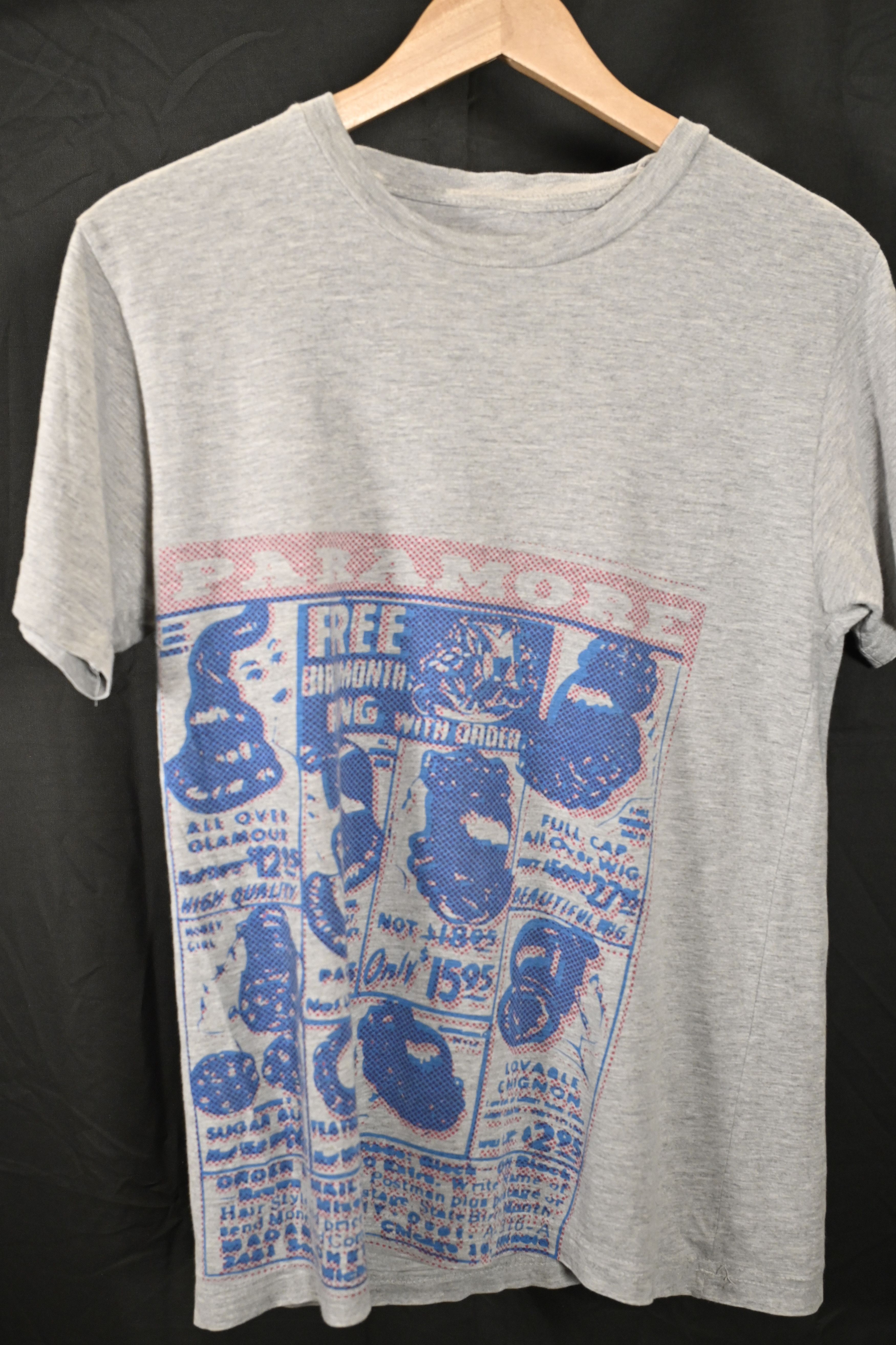 Other Vintage Paramore Grocery Print Graphic Band Tee Size US M / EU 48-50 / 2 - 3 Thumbnail