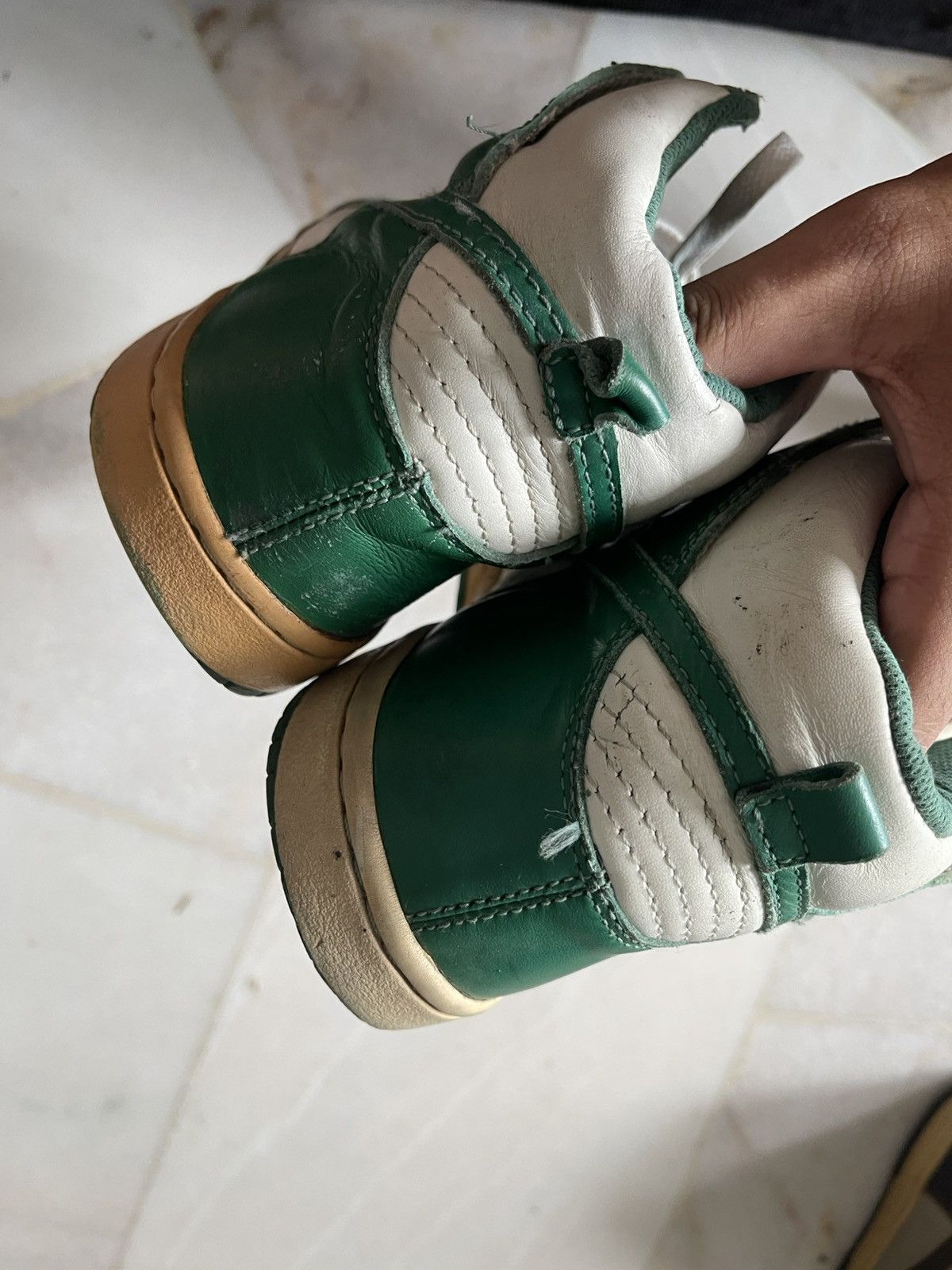 Nike Nike Dunk Celtic Green Size US 9 / EU 42 - 14 Thumbnail