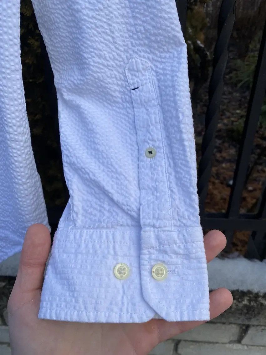 Banana Republic Vintage Banana Republic Seersucker Classic ButtonDown Shirt Size US L / EU 52-54 / 3 - 13 Thumbnail