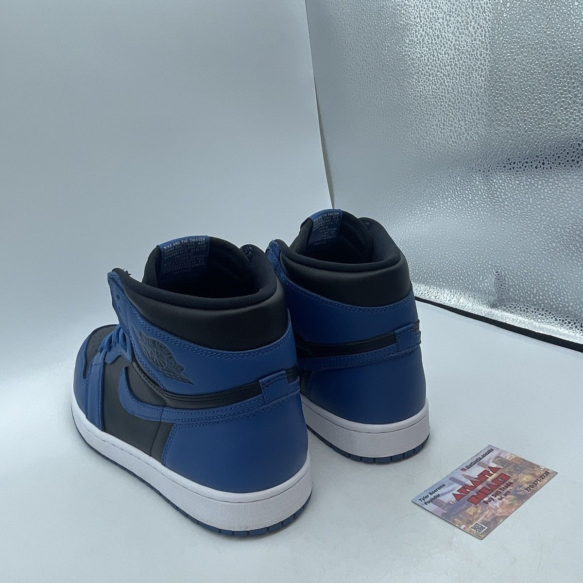 Jordan Brand Air Jordan 1 high dark marine blue Size US 9.5 / EU 42-43 - 4 Thumbnail